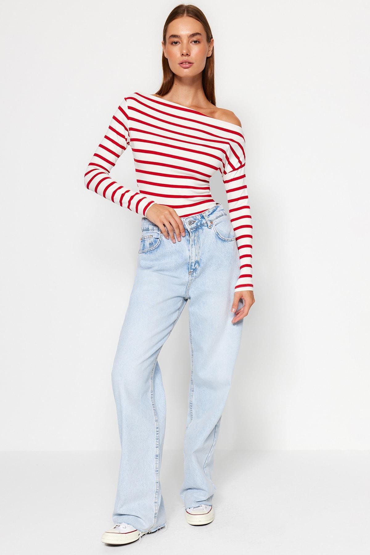 Trendyol - Red Striped Collared Knitted Blouse
