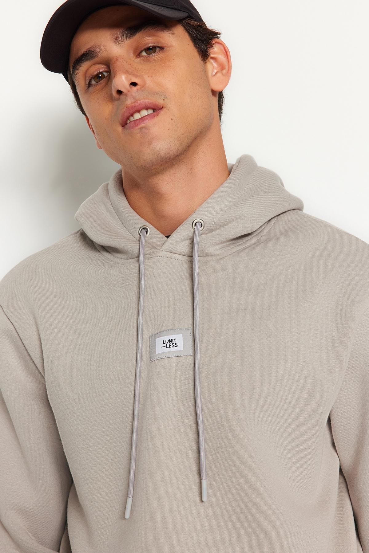 Trendyol - Grey Hooded Long-Sleeve Sweatshirt