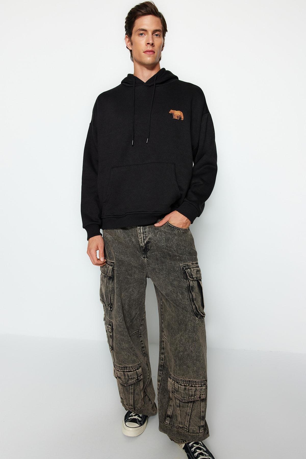 Black Oversize Animal Printed Hoodie, , large image number 2