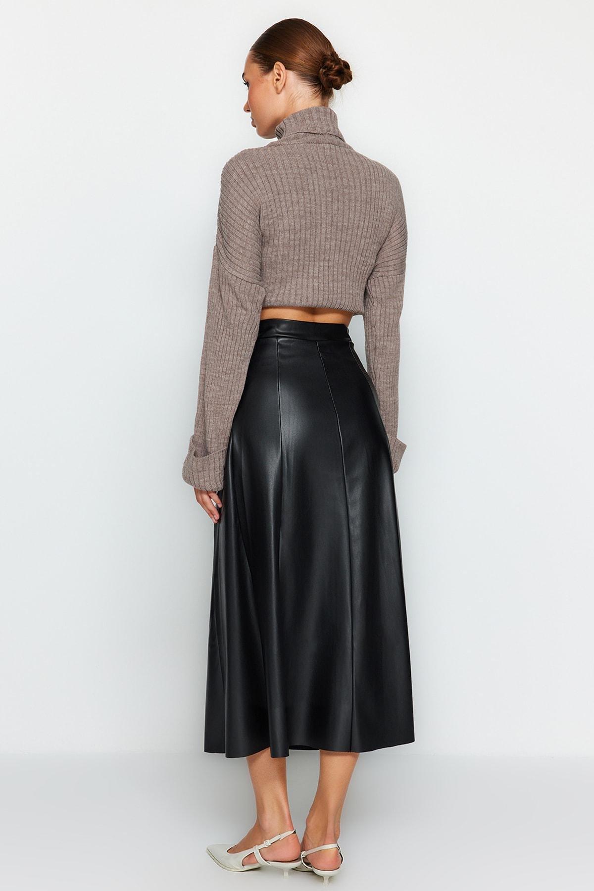 Black Raised Faux Leather High Waist Maxi Skirt, , large image number 4