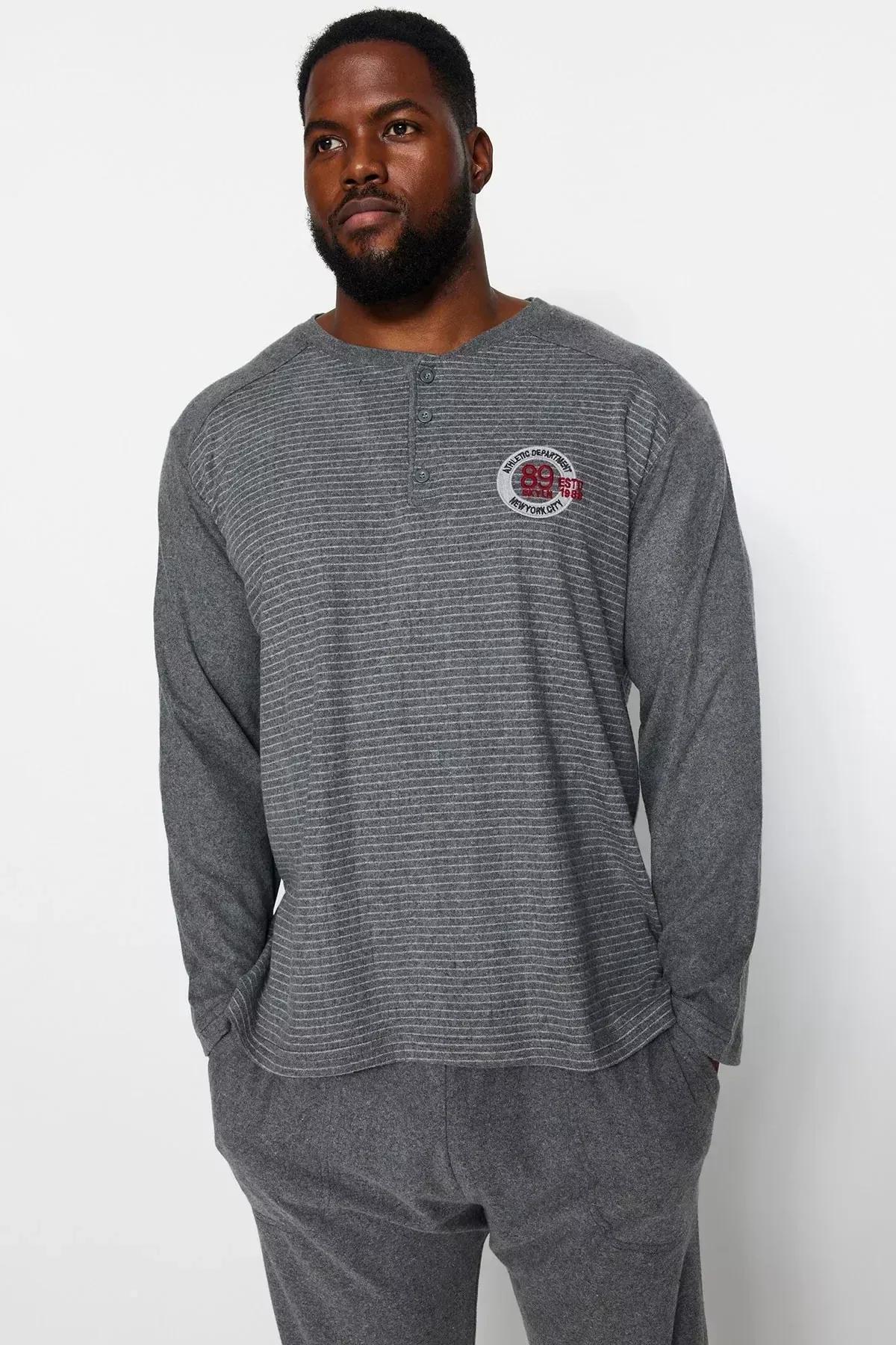 Grey Knitted Plus Size Pyjamas Set, Smoked, large image number 1