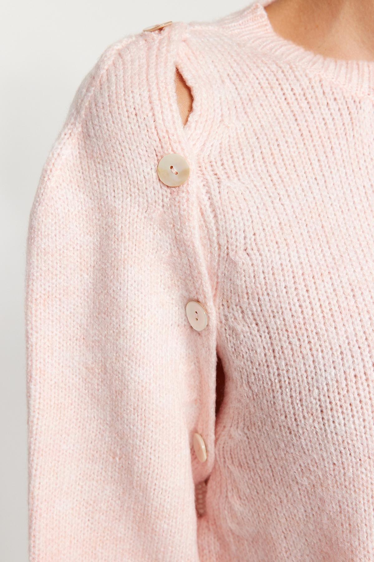 Trendyol - Cream Cut Out Knitwear Sweater