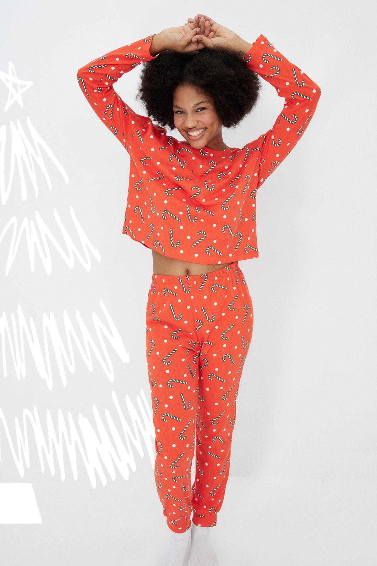 Red Crew Neck Pajama Set, Red, large image number 1