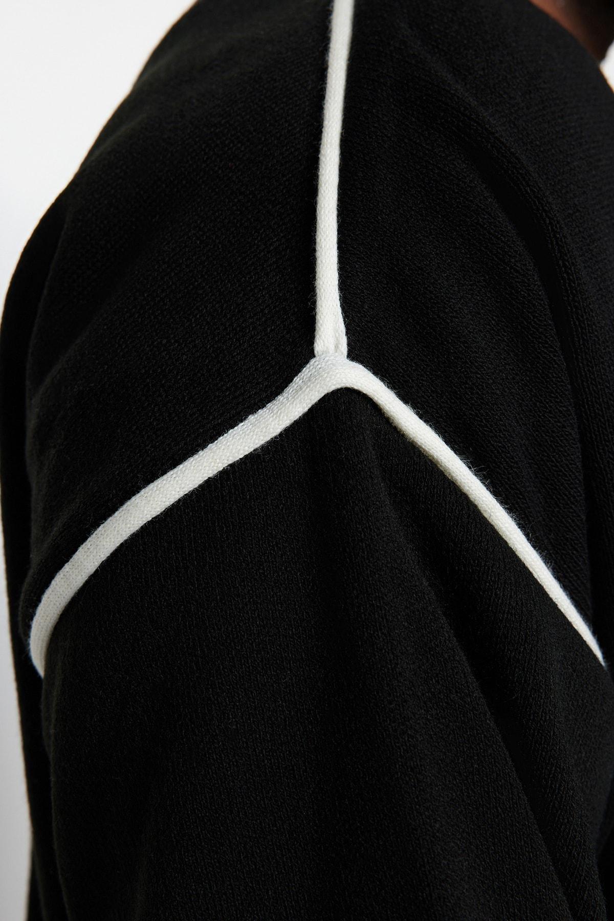Black Oversized Knitted Sweater, , large image number 3