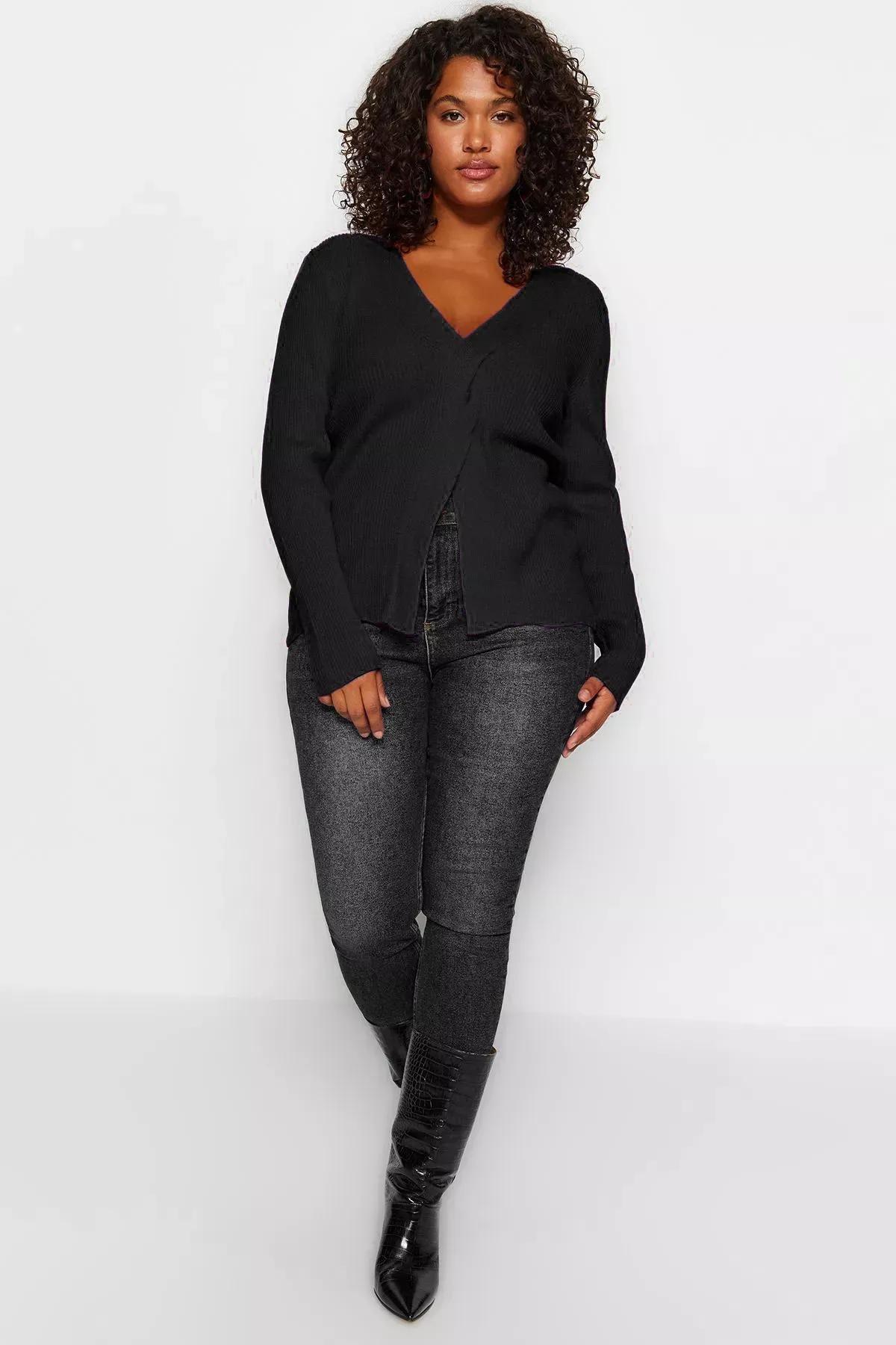 Black V-Neck Knit Sweater, , large image number 5