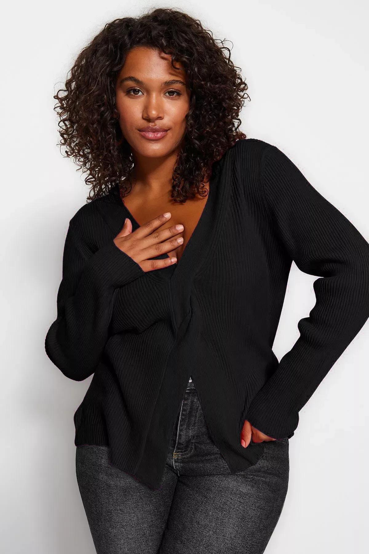 Black V-Neck Knit Sweater, , large image number 7