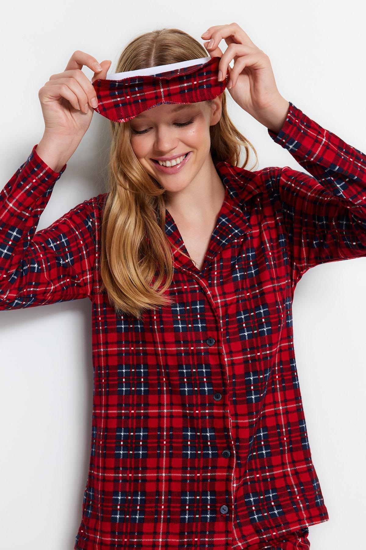 Red Checkered Knitted Pyjamas Set, , large image number 0