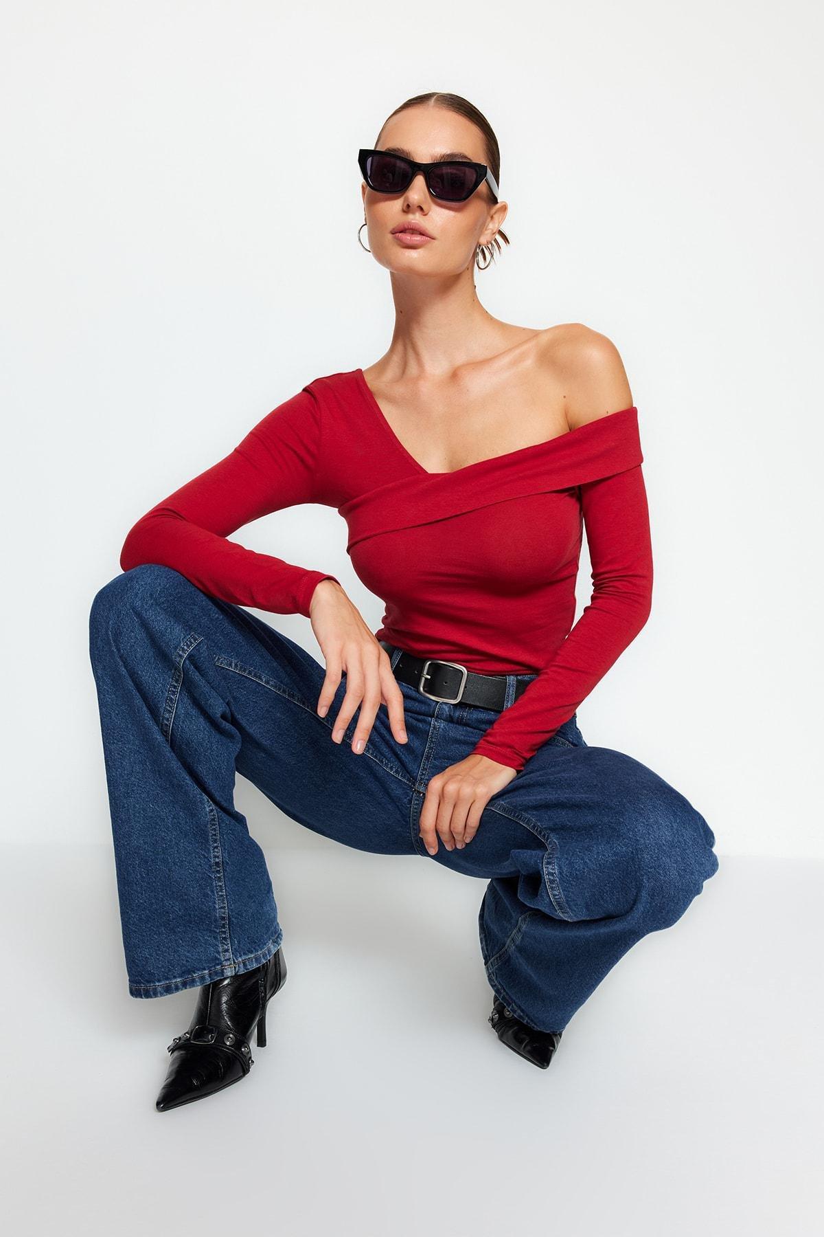 Trendyol - Red Ruffled Knitted Blouse