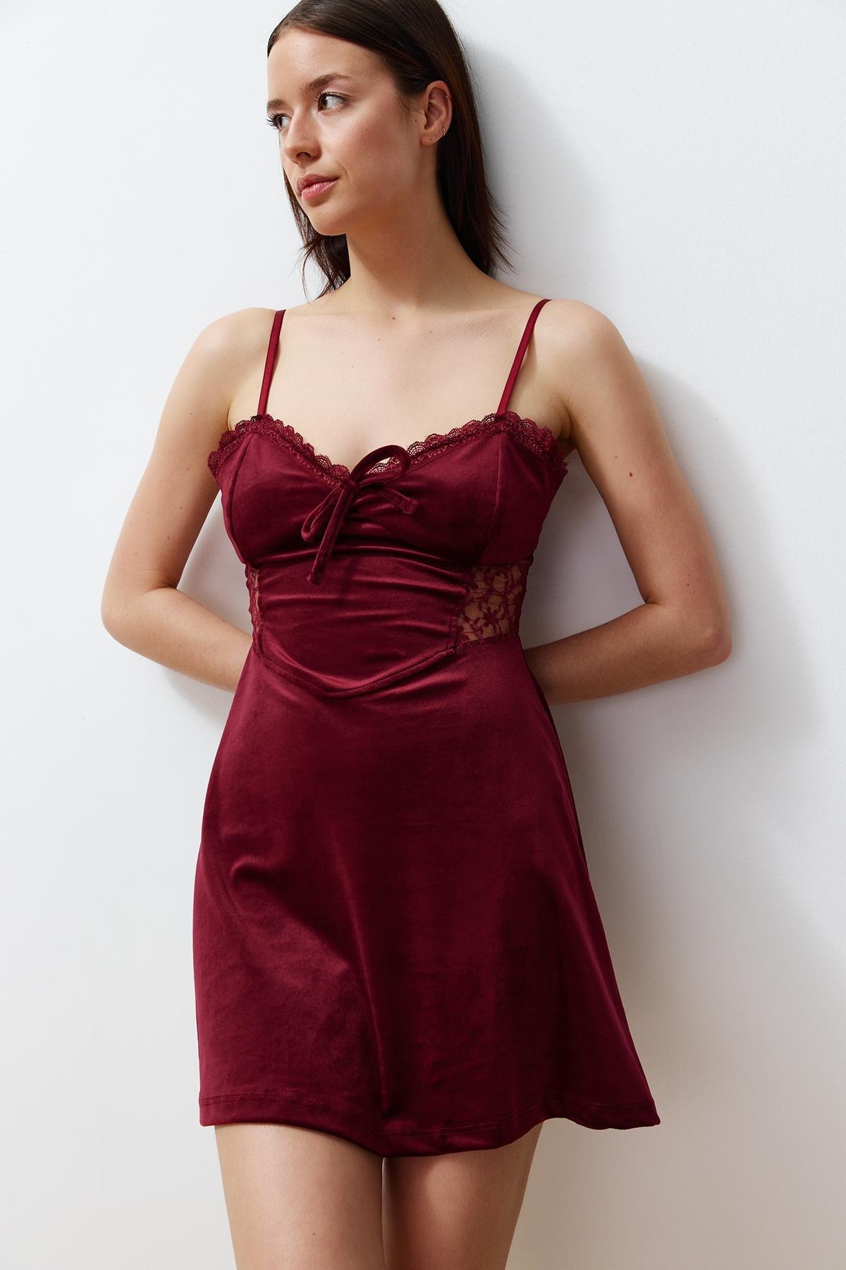 Red Velvet Knitted Occasion Wear Dress, , large image number 4