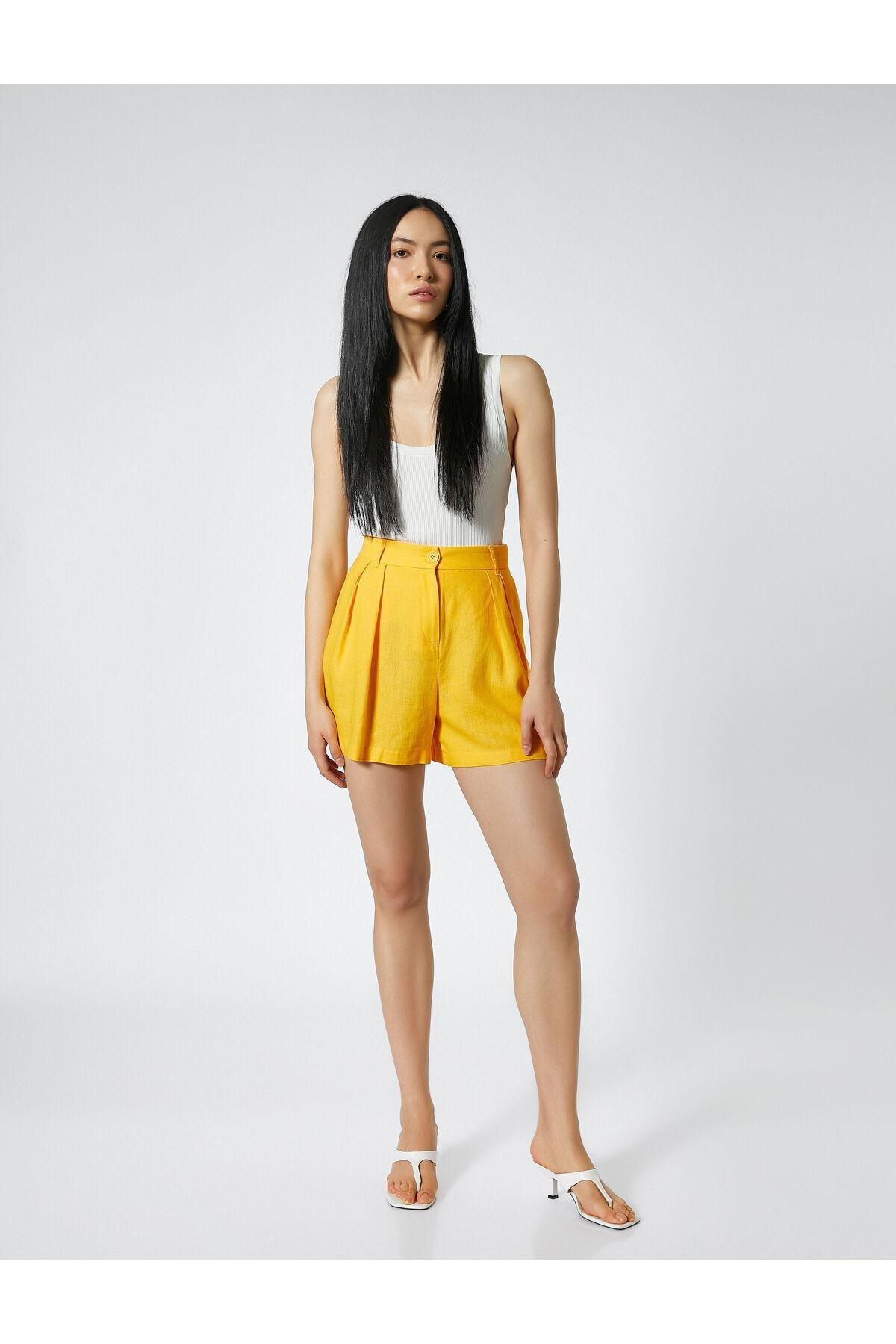 Koton - Yellow Loose Cut Pleated Shorts