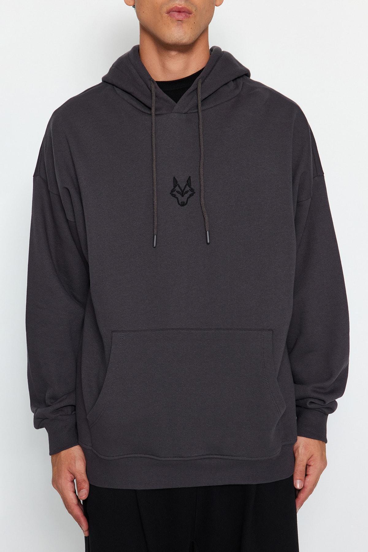 Grey Wolf Embroidered Hoodie, , large image number 2