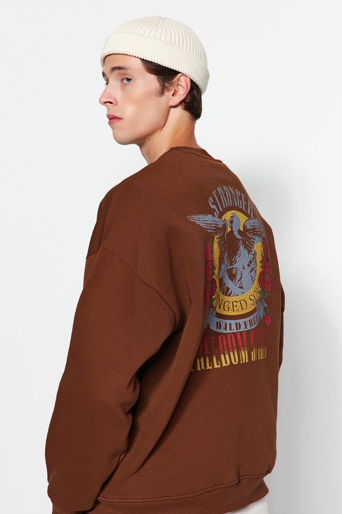 Trendyol - Brown Oversize Printed Fleece Sweatshirt.