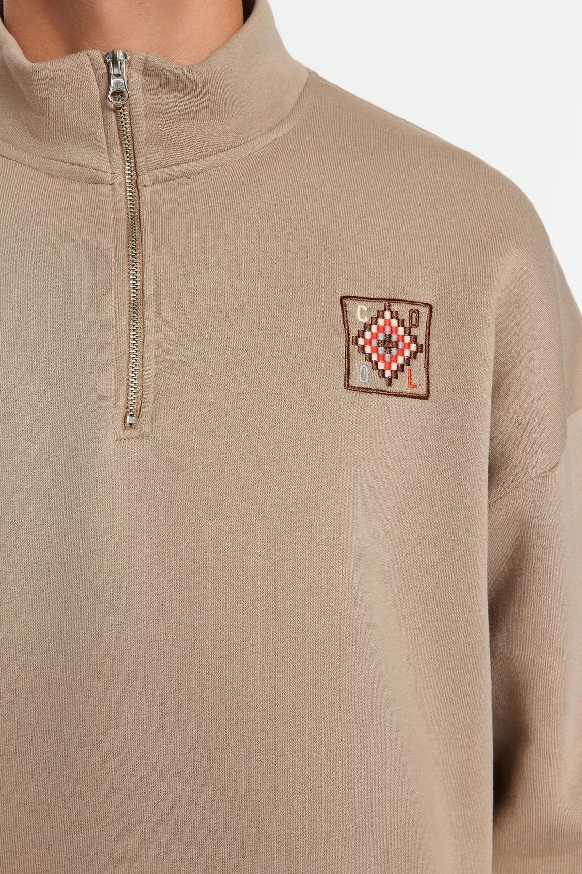 Beige Zipper Collared Embraided Sweatshirt, , large image number 4