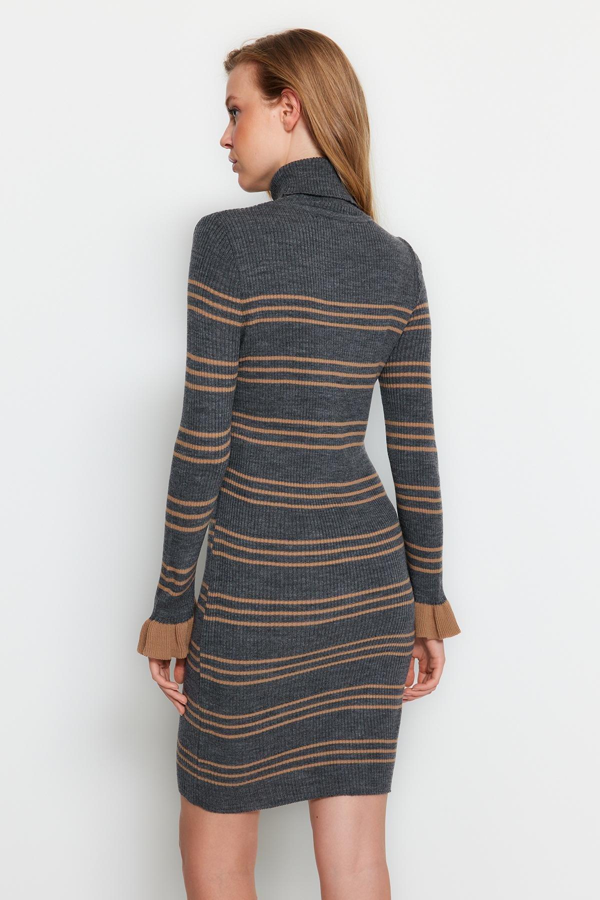 Grey Mini Turtleneck Sweater, Anthracite, large image number 3