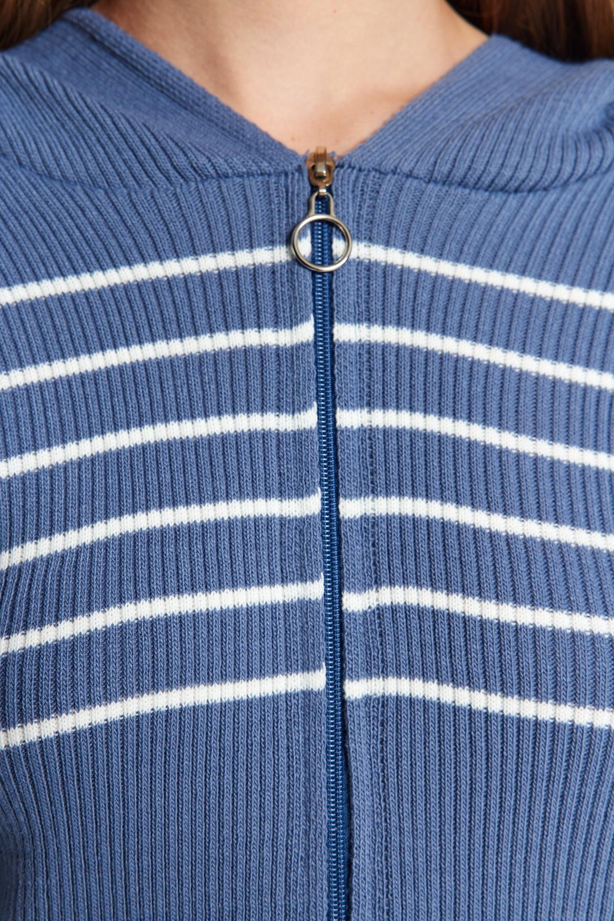 Blue Cropped Hooded Knitted Cardigan, Indigo, large image number 4