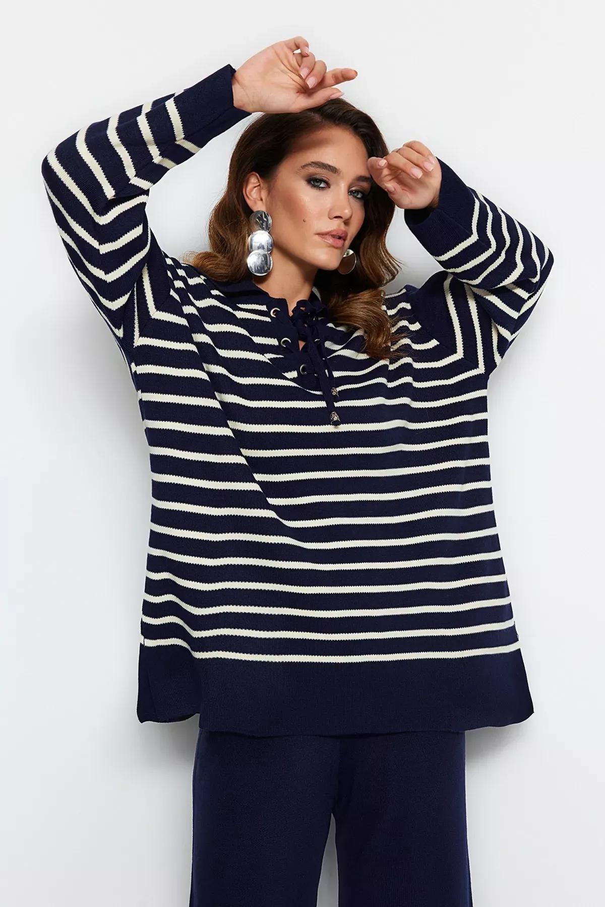 Navy Striped Knitwear Co-Ord Set, Navy blue, large image number 2