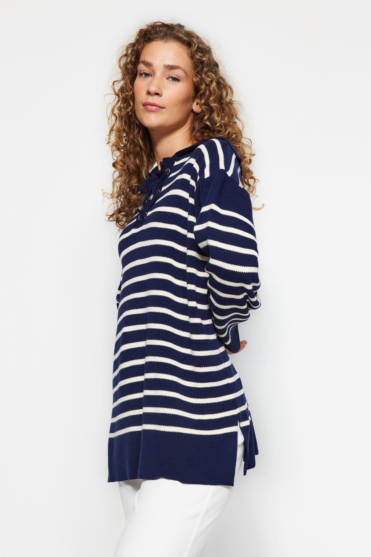 Trendyol - Navy Striped Knitwear Sweater<br>