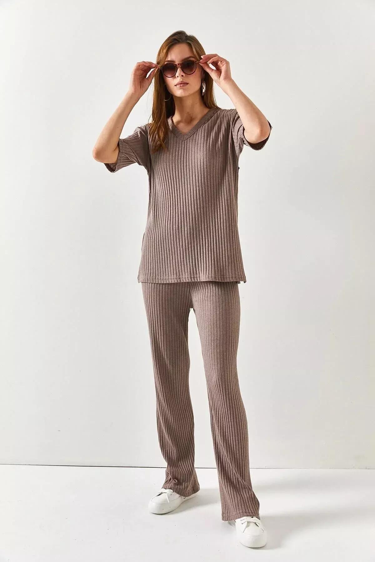 Brown V-Neck Co-Ord Set, Mink, large image number 3