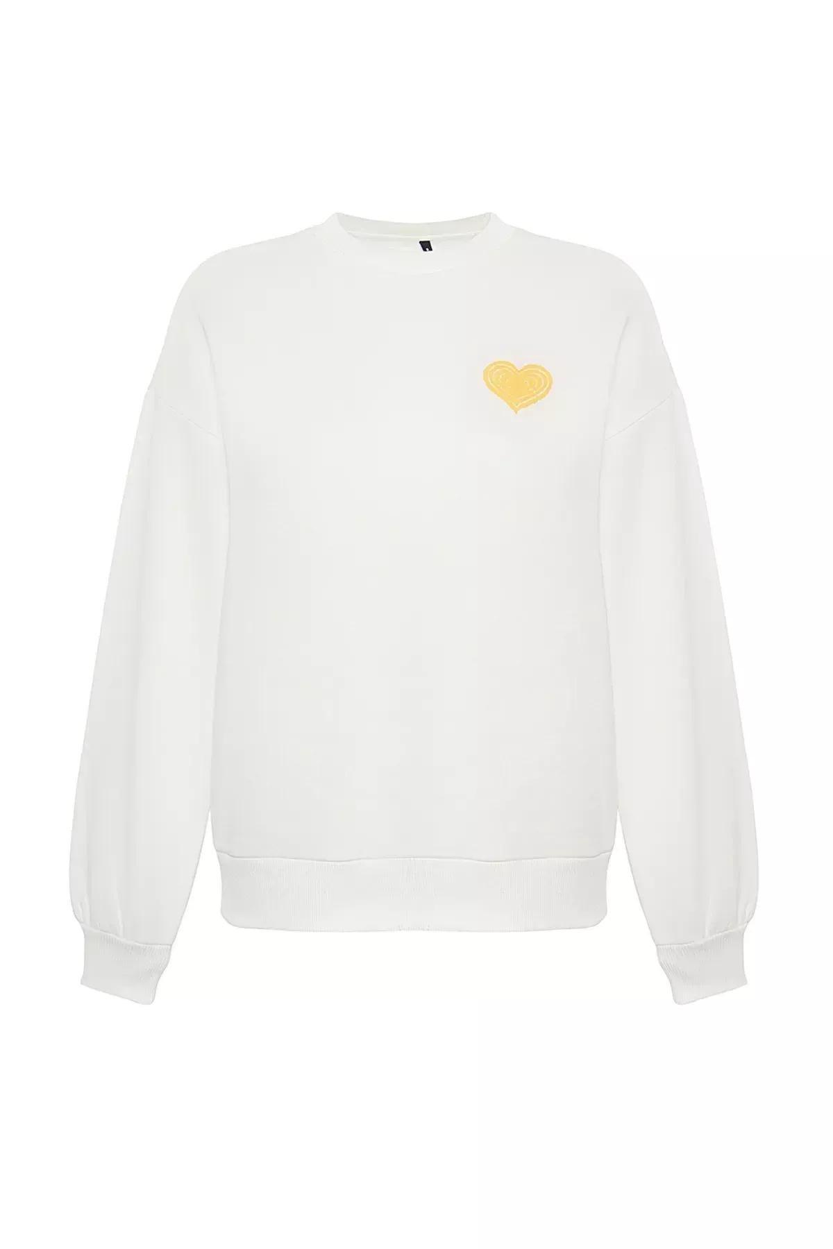 Trendyol - Ecru Embossed Chest Oversized Sweatshirt