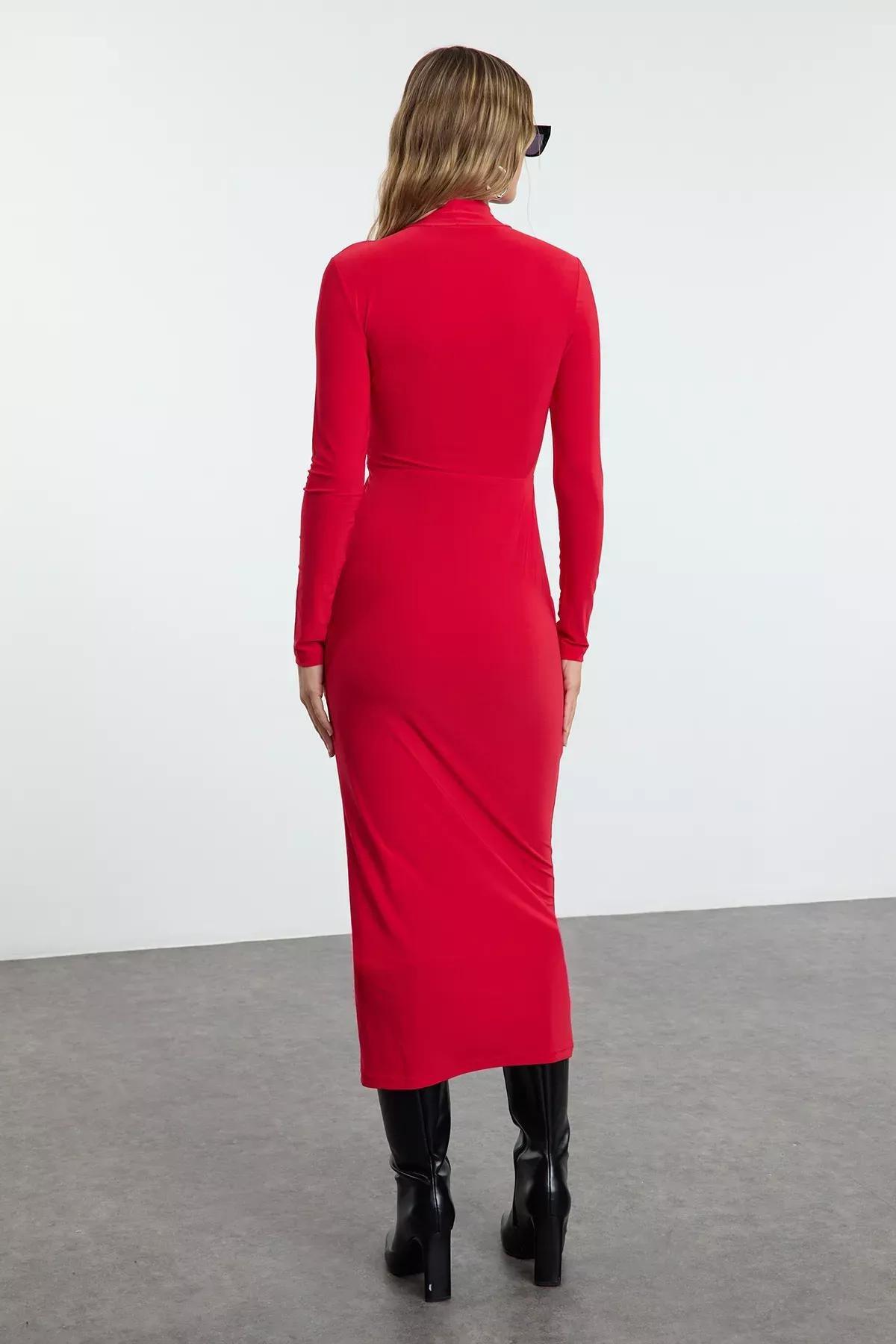 فستان طويل مُحاك بقصة ضيقة بحمالات، أحمر, Red, large image number 4