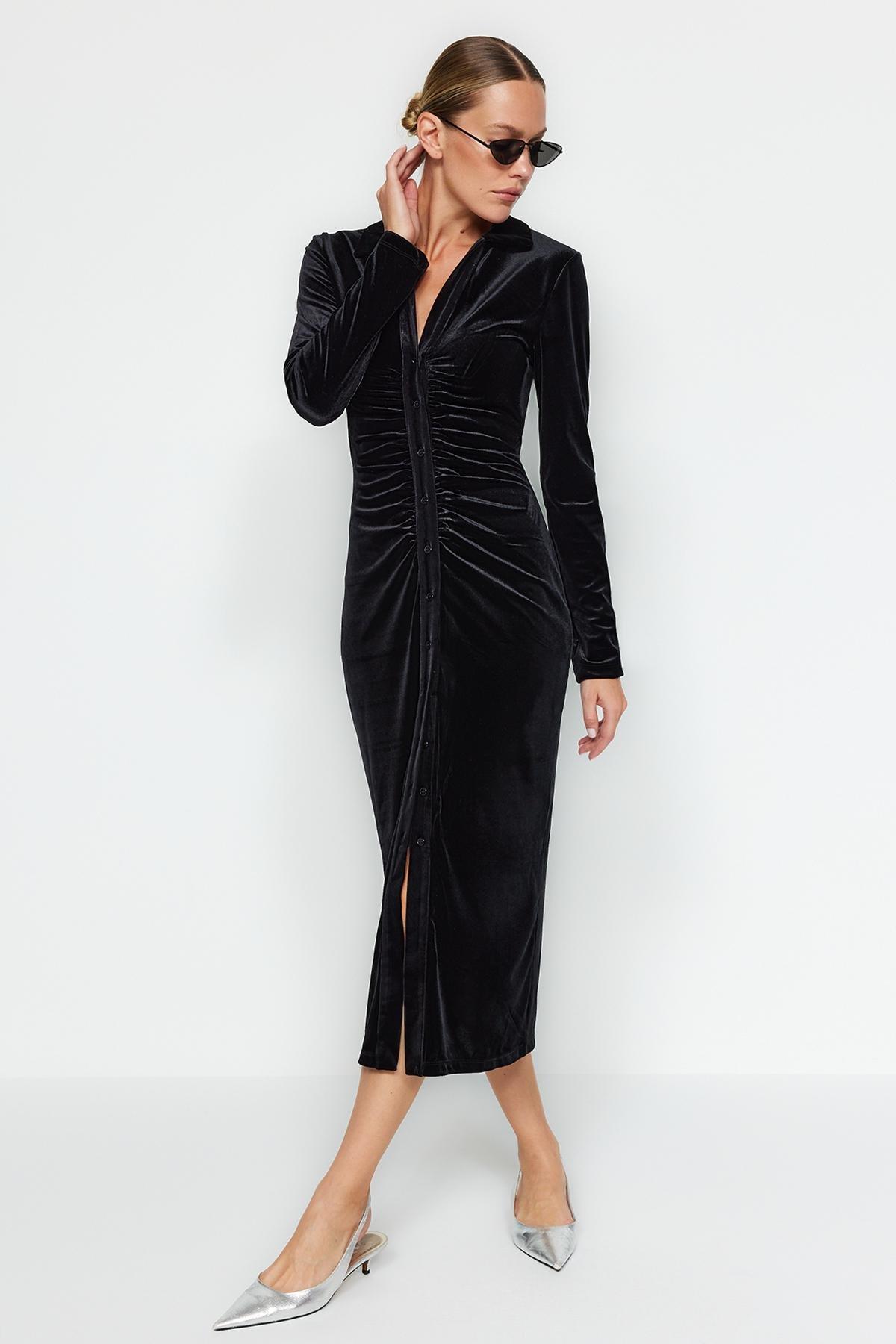 Trendyol - Black Polo Neck Velvet Midi Dress<br>