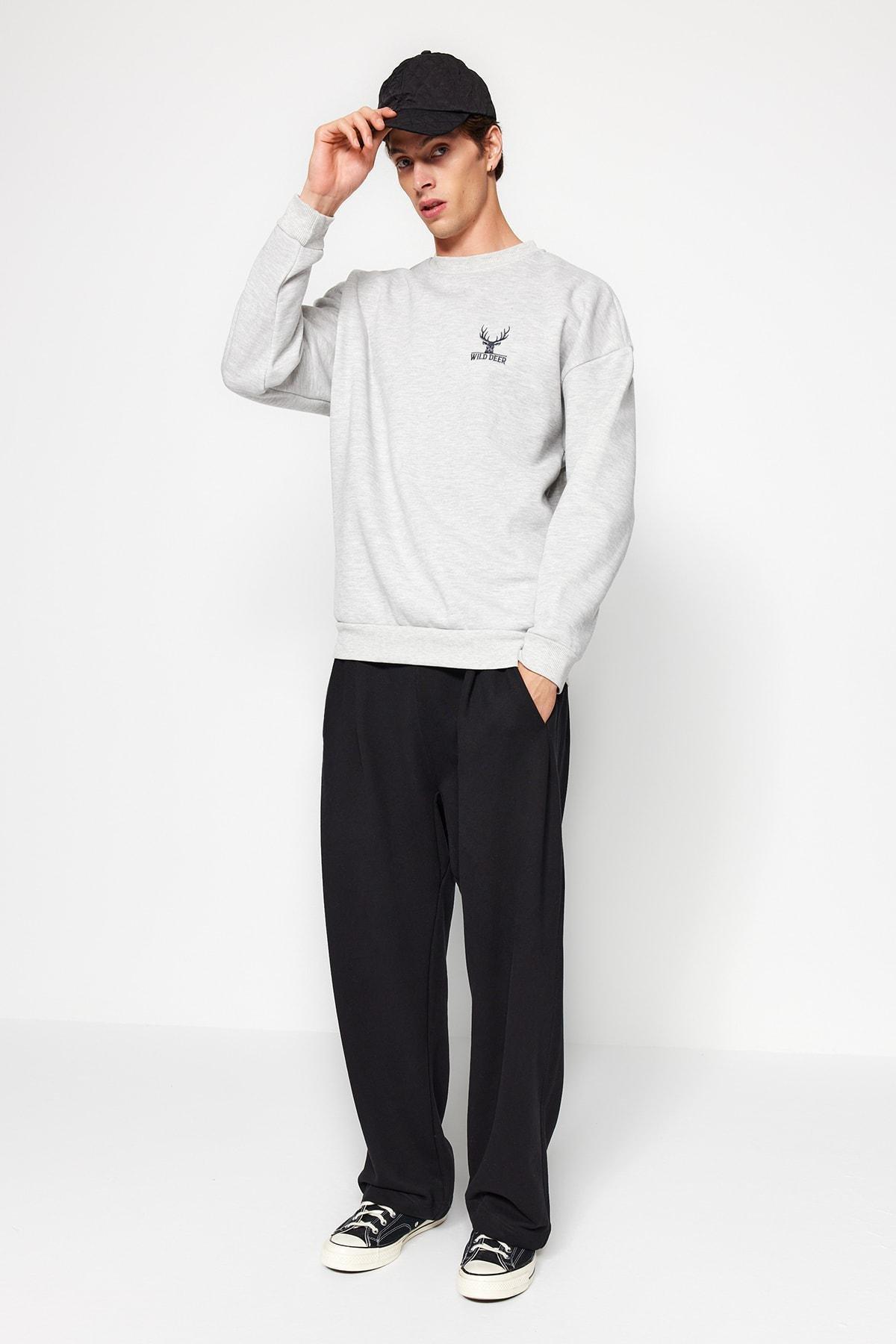 Grey Crew Neck Long-Sleeve Embroidered Sweatshirt, , large image number 3