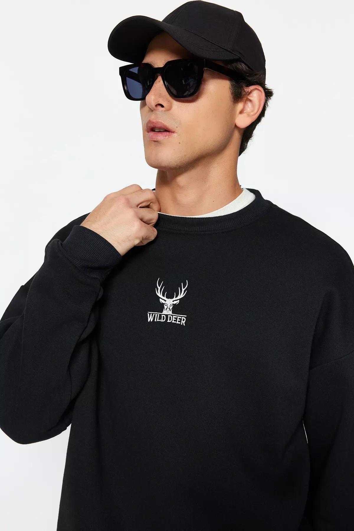 Black Animal Print Oversize Long Sleeve Sweatshirt, BLACK, medium