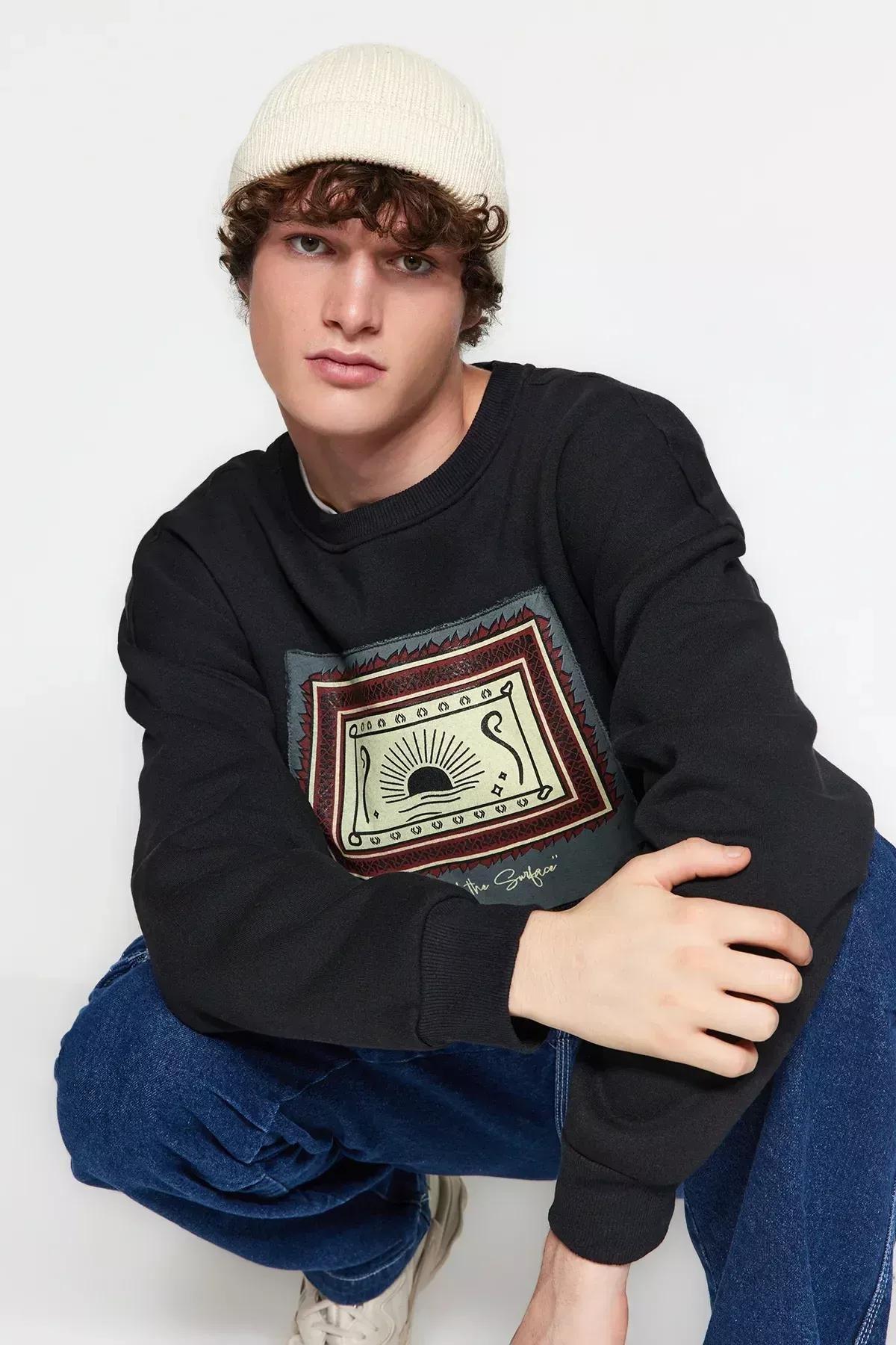 Black Crewneck Long Sleeve Sweatshirt, BLACK, large image number 2