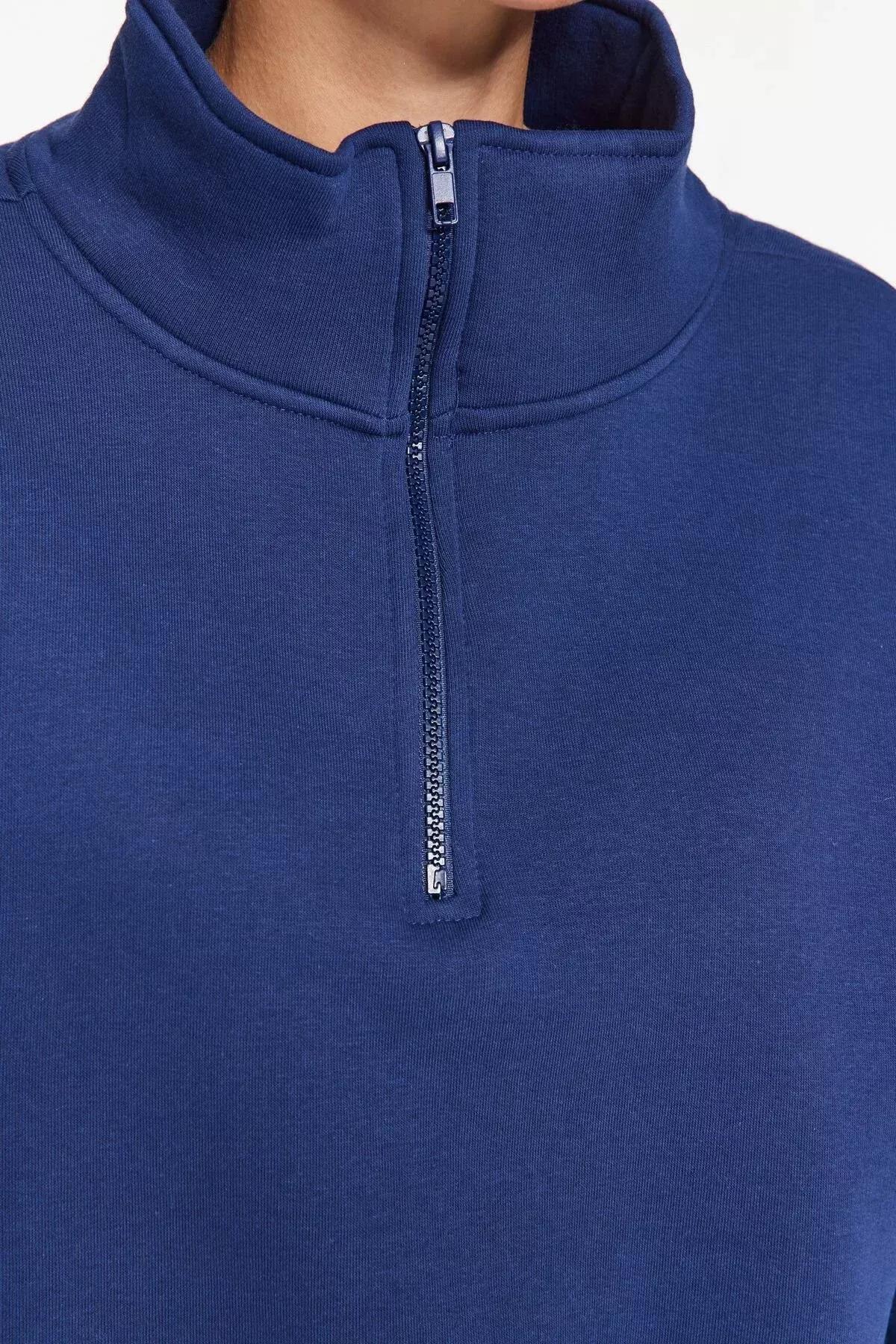 Trendyol - Navy Zippered Collar Knitted Sweatshirt