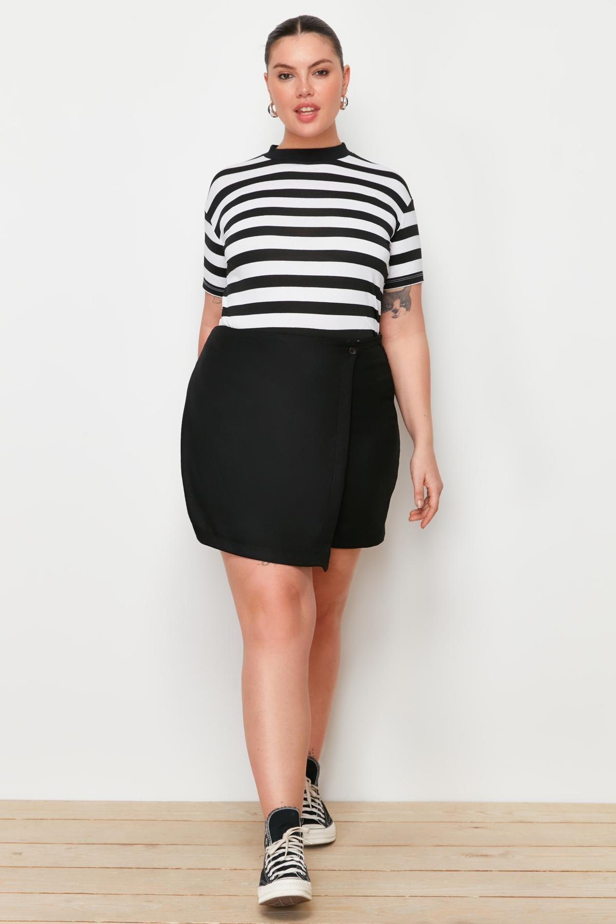 Black Plus Size Plain Skirt, , large image number 0