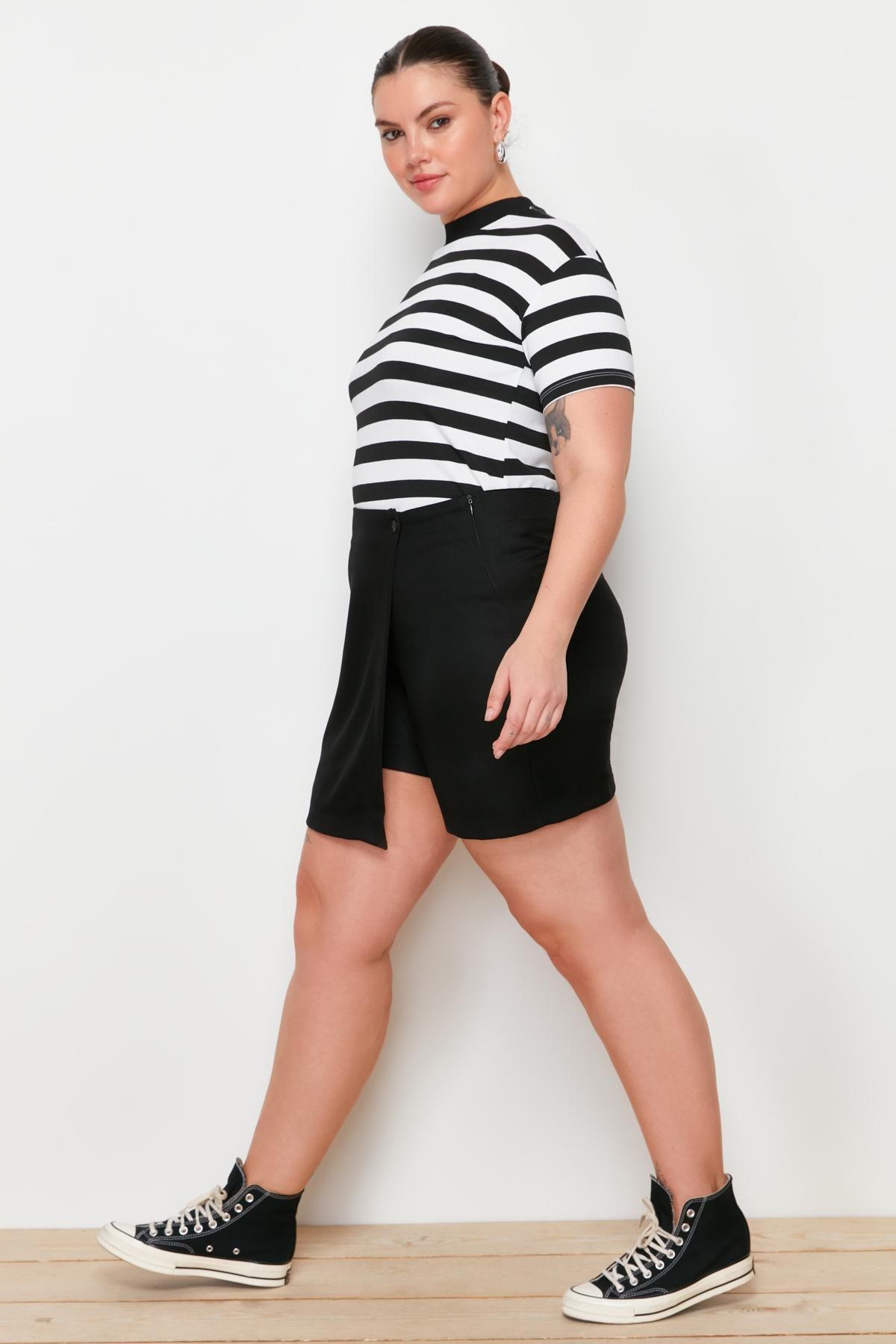 Black Plus Size Plain Skirt, , large image number 3