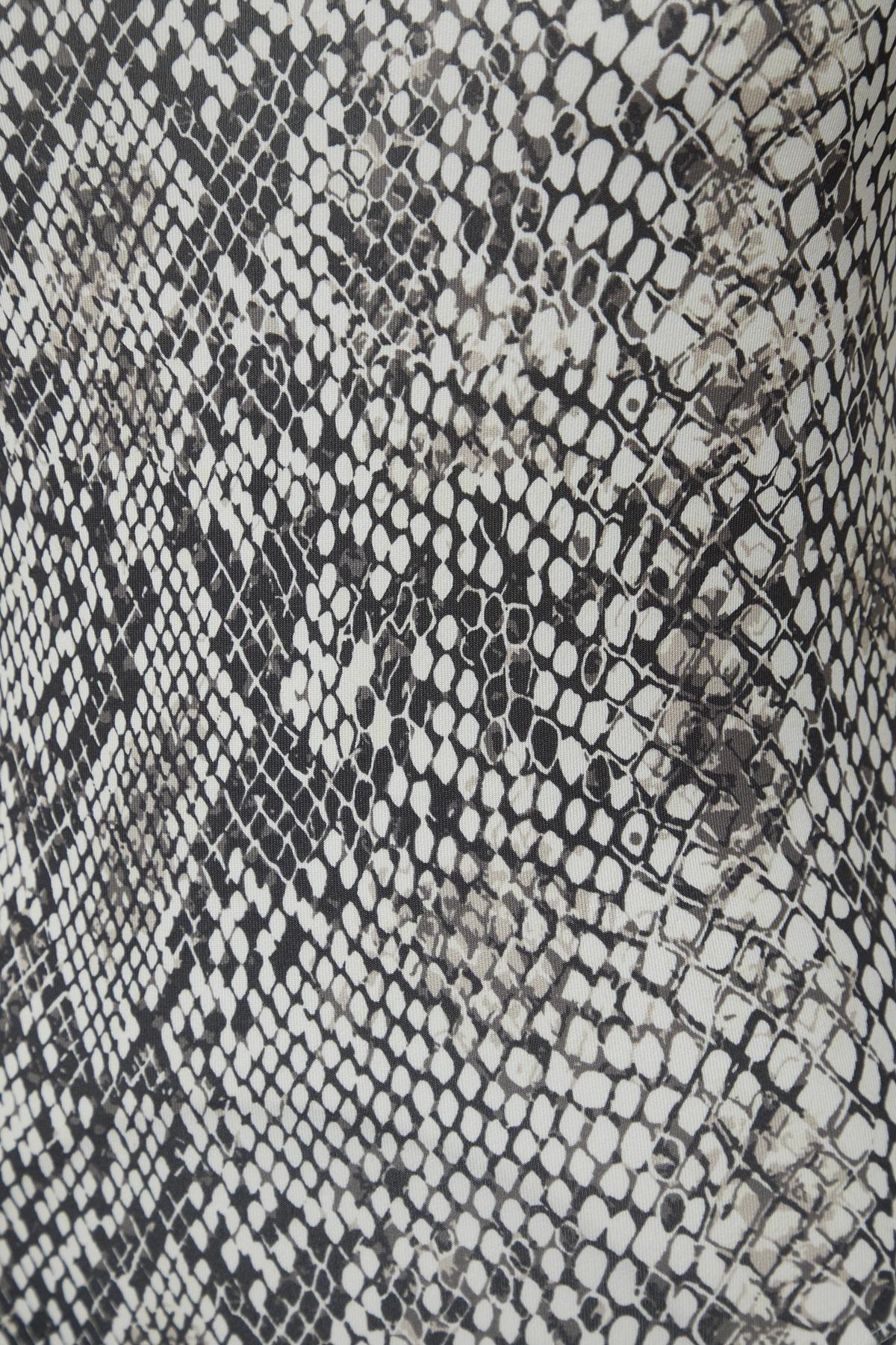 Multicolour Printed Collared Knitted Body, , large image number 6
