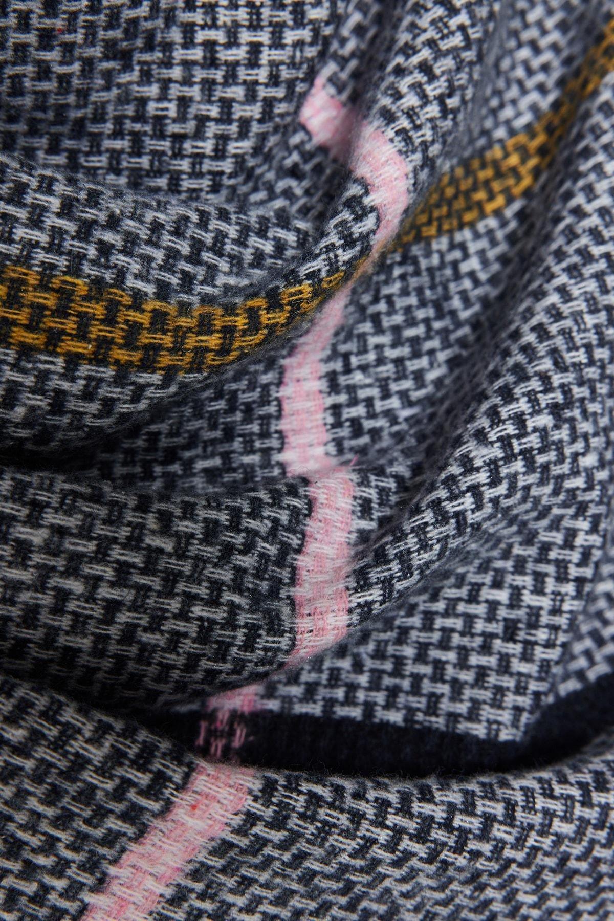 Grey Checkered Patterned Scarf, , large image number 1