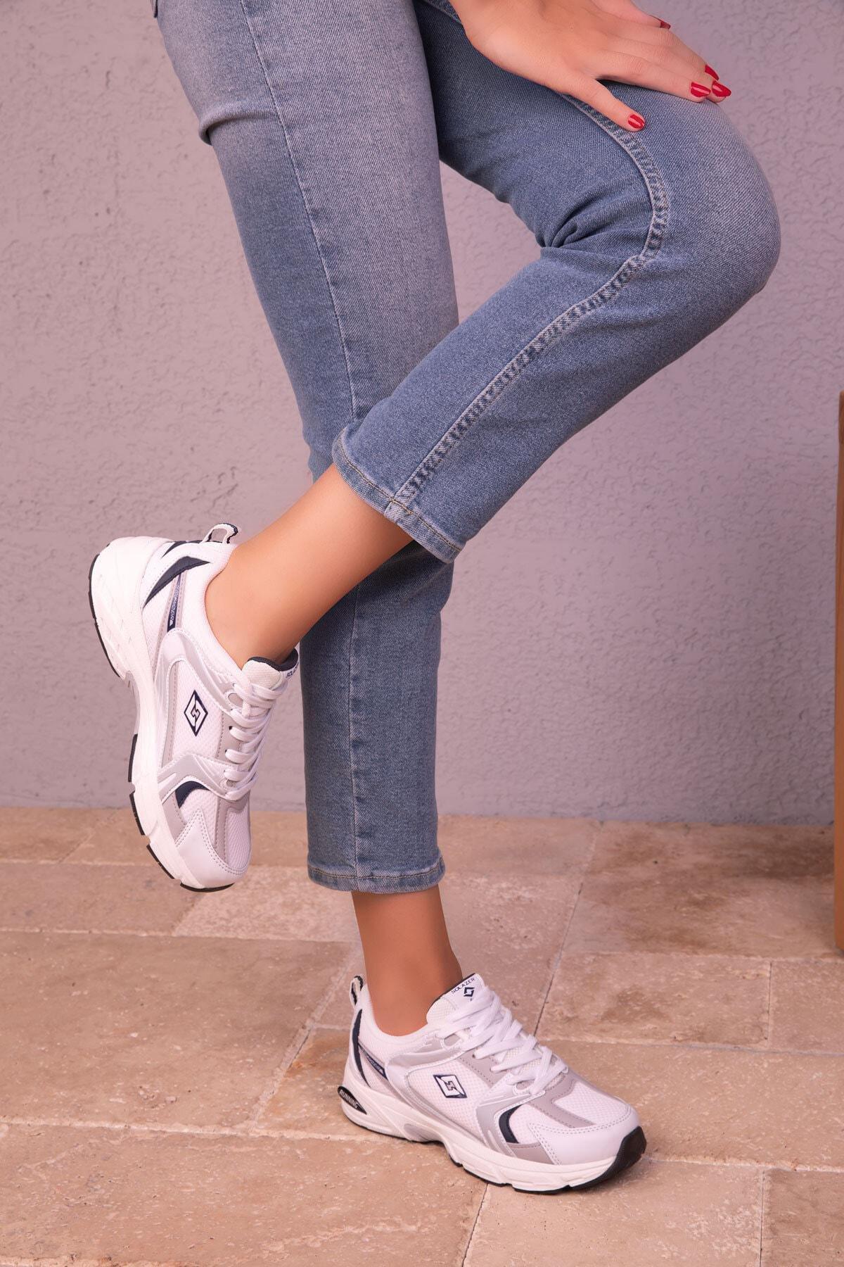 White Walking Sneakers, C101_4542, large image number 1