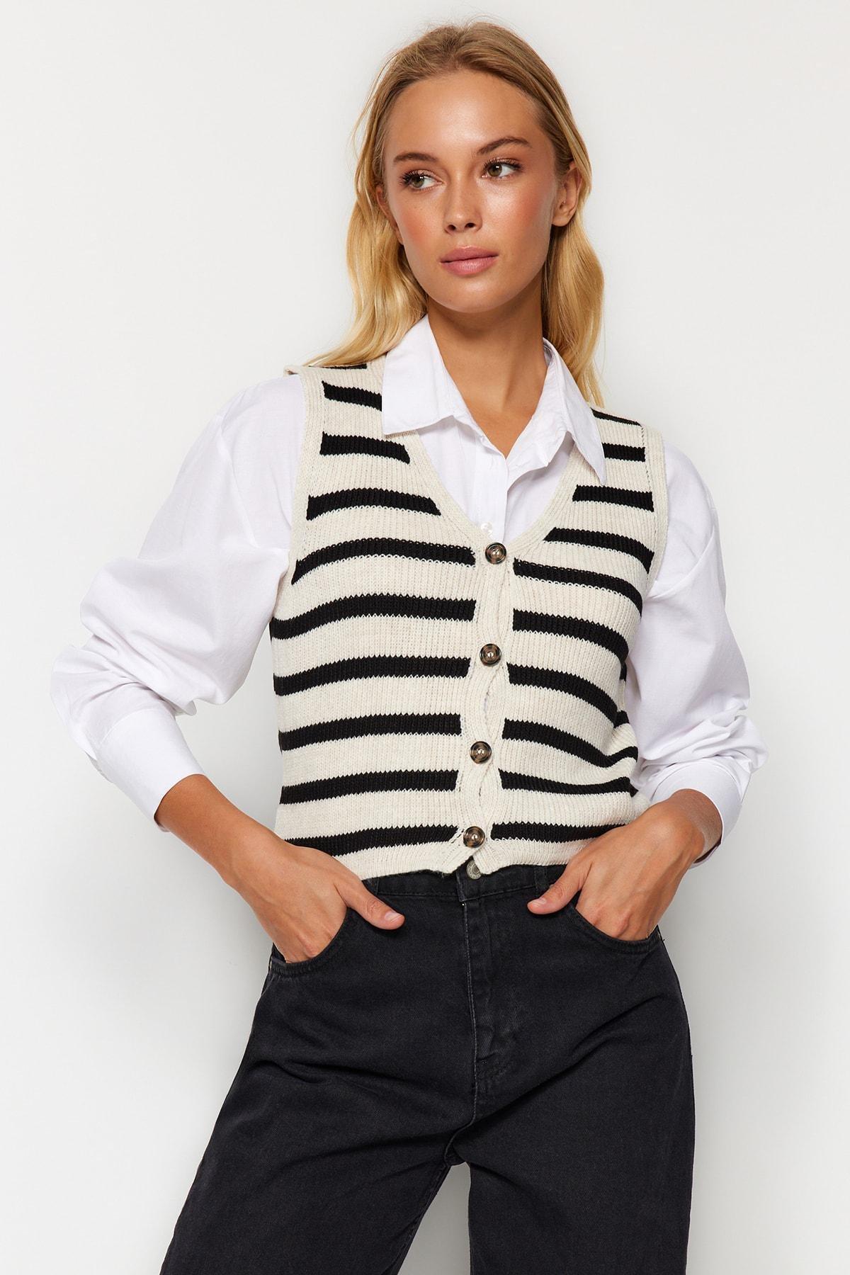 Trendyol - White Striped Button Detailed Vest