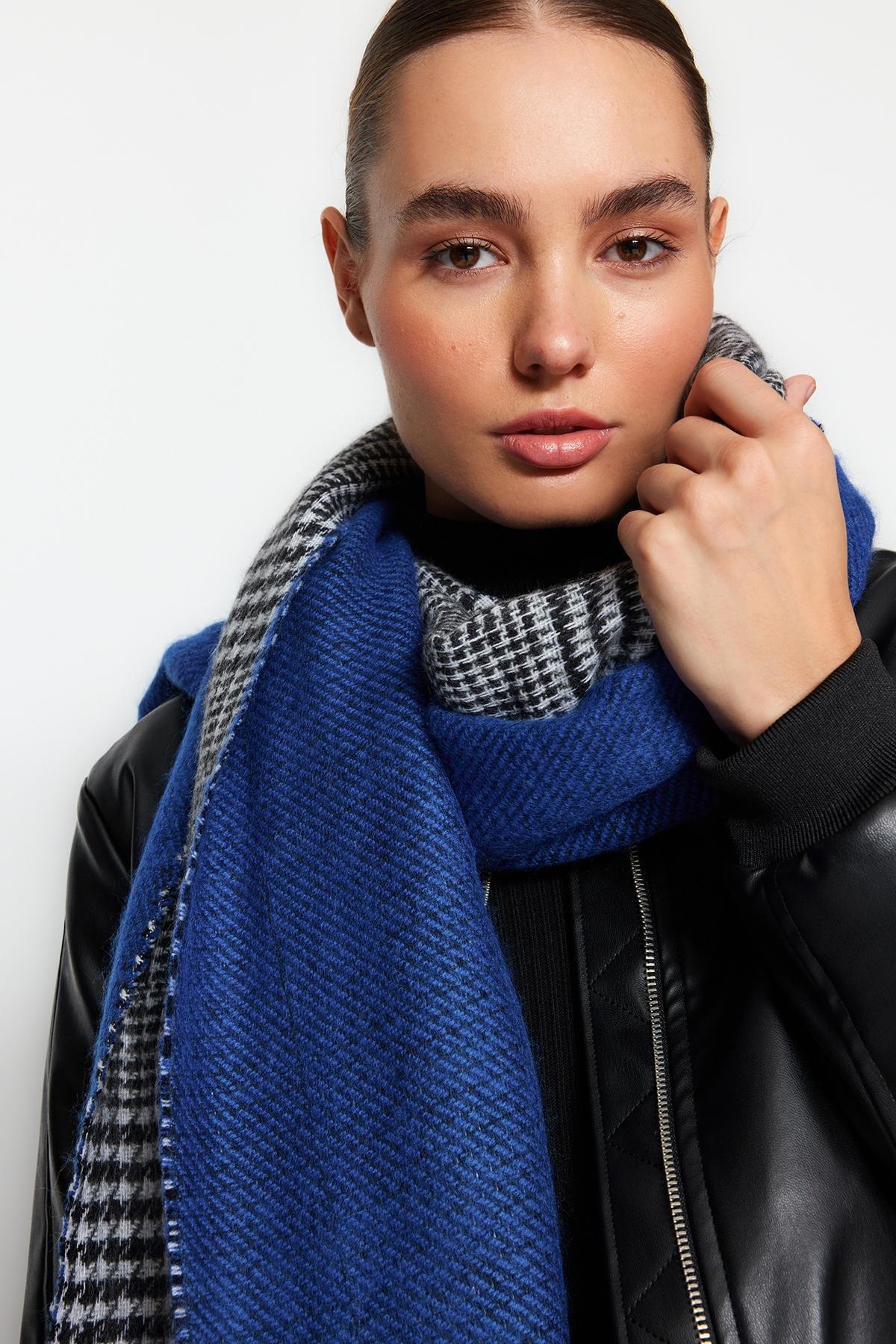 Blue Crowbar Patterned Textured Scarf, Sax, large image number 1