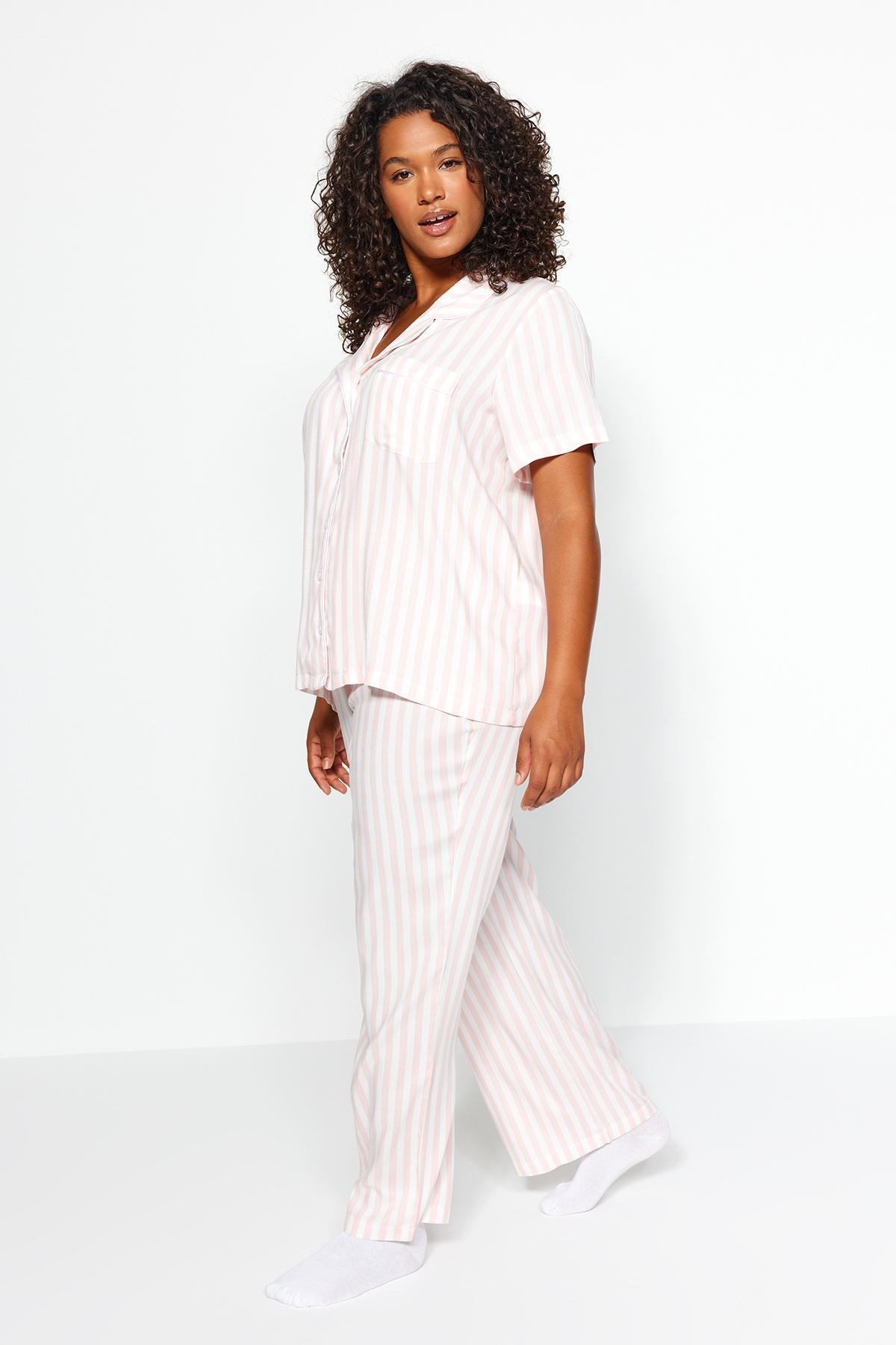 Trendyol - Pink Striped Pyjamas Set