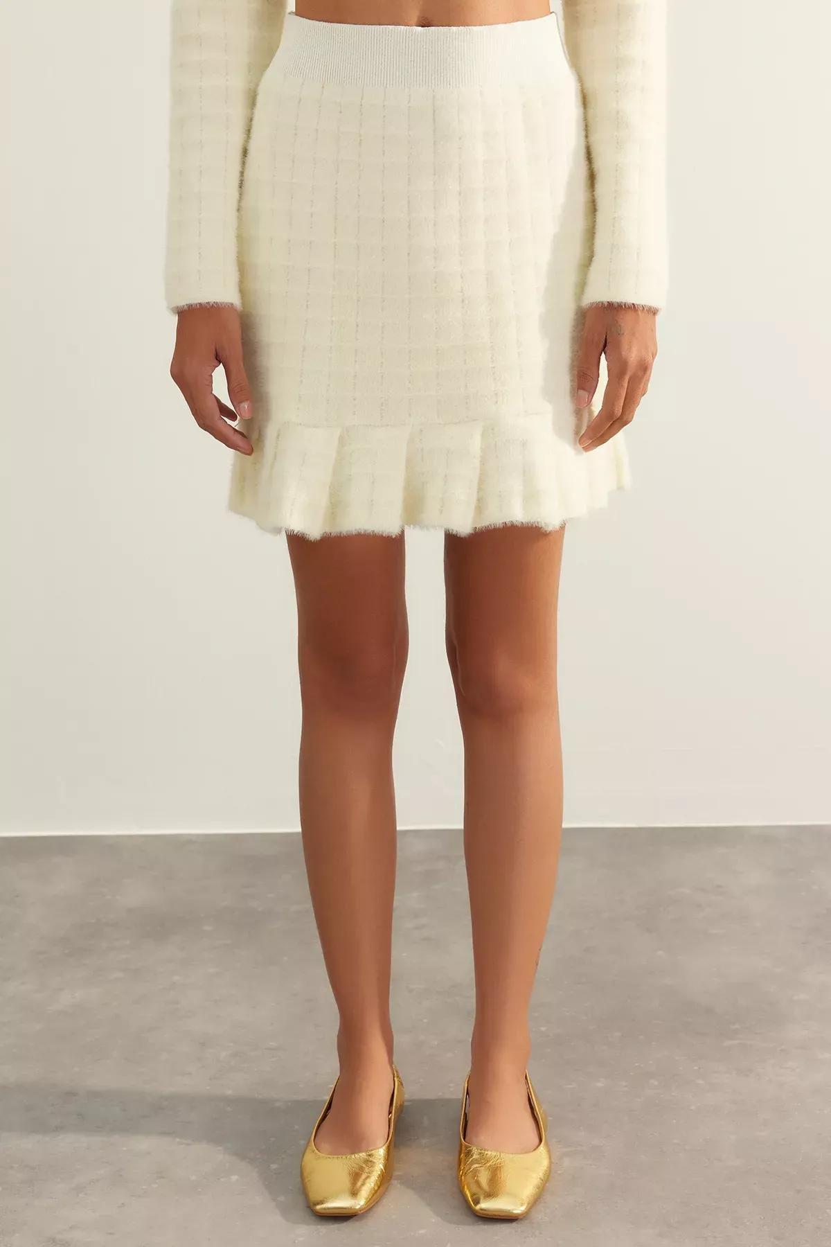 White Textured Limited Edition Detailed Skirt, Ecru, large image number 3