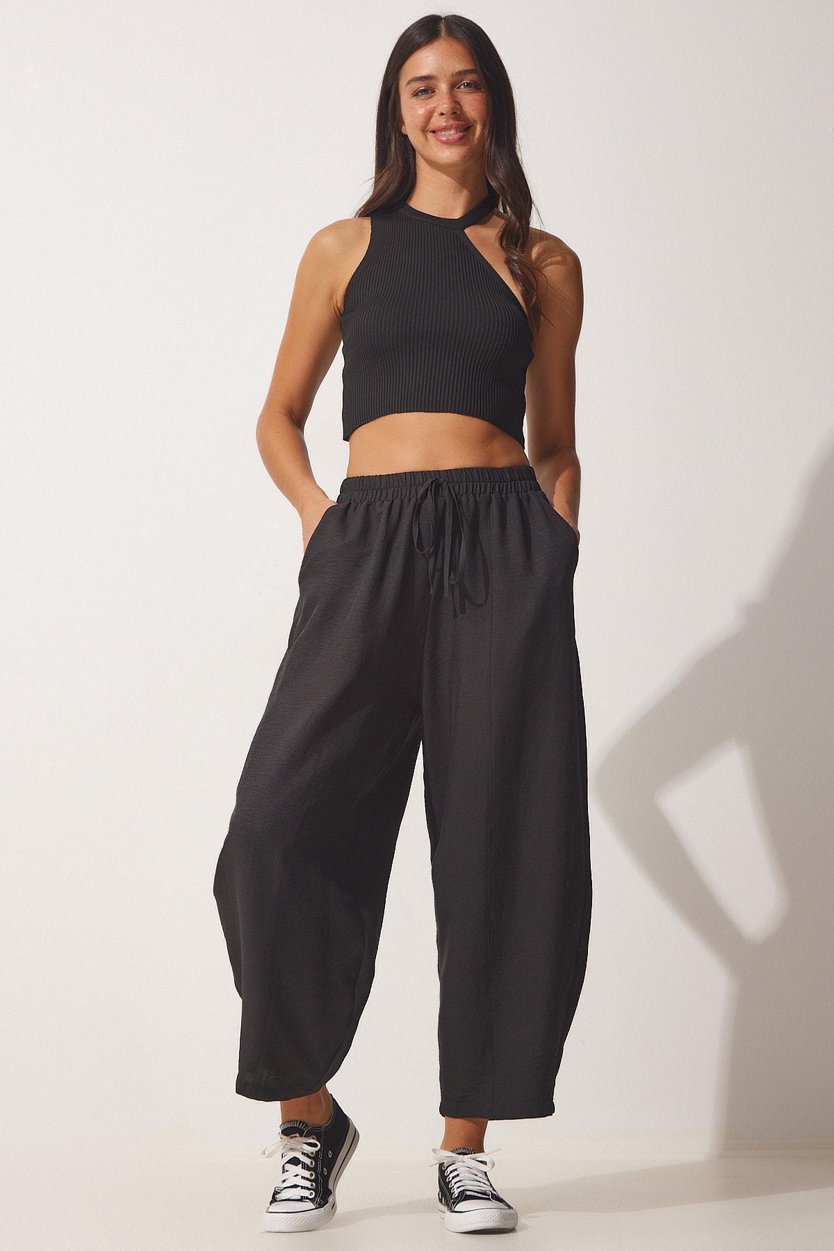 Black Pocketed Aerobatic Baggy Pants, , medium