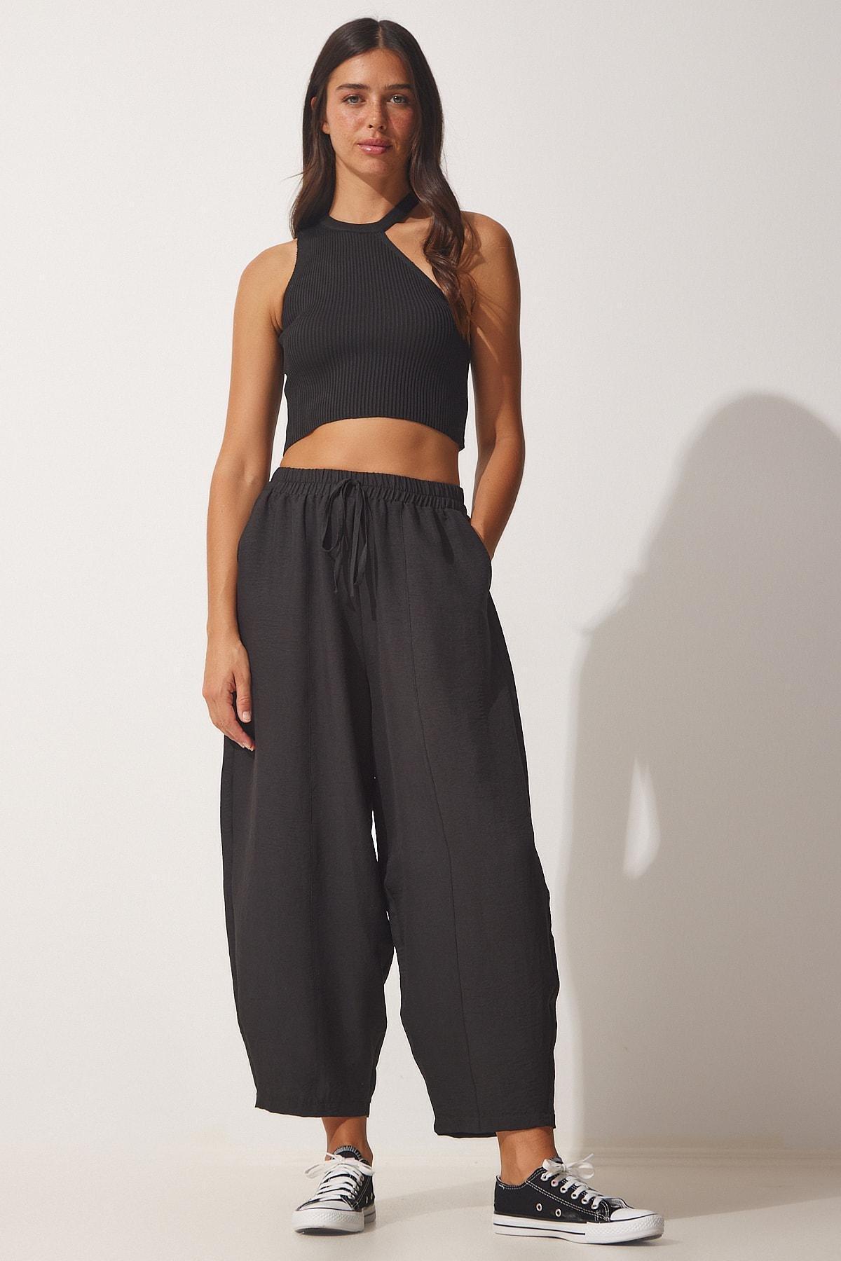 Black Pocketed Aerobatic Baggy Pants, , large image number 3