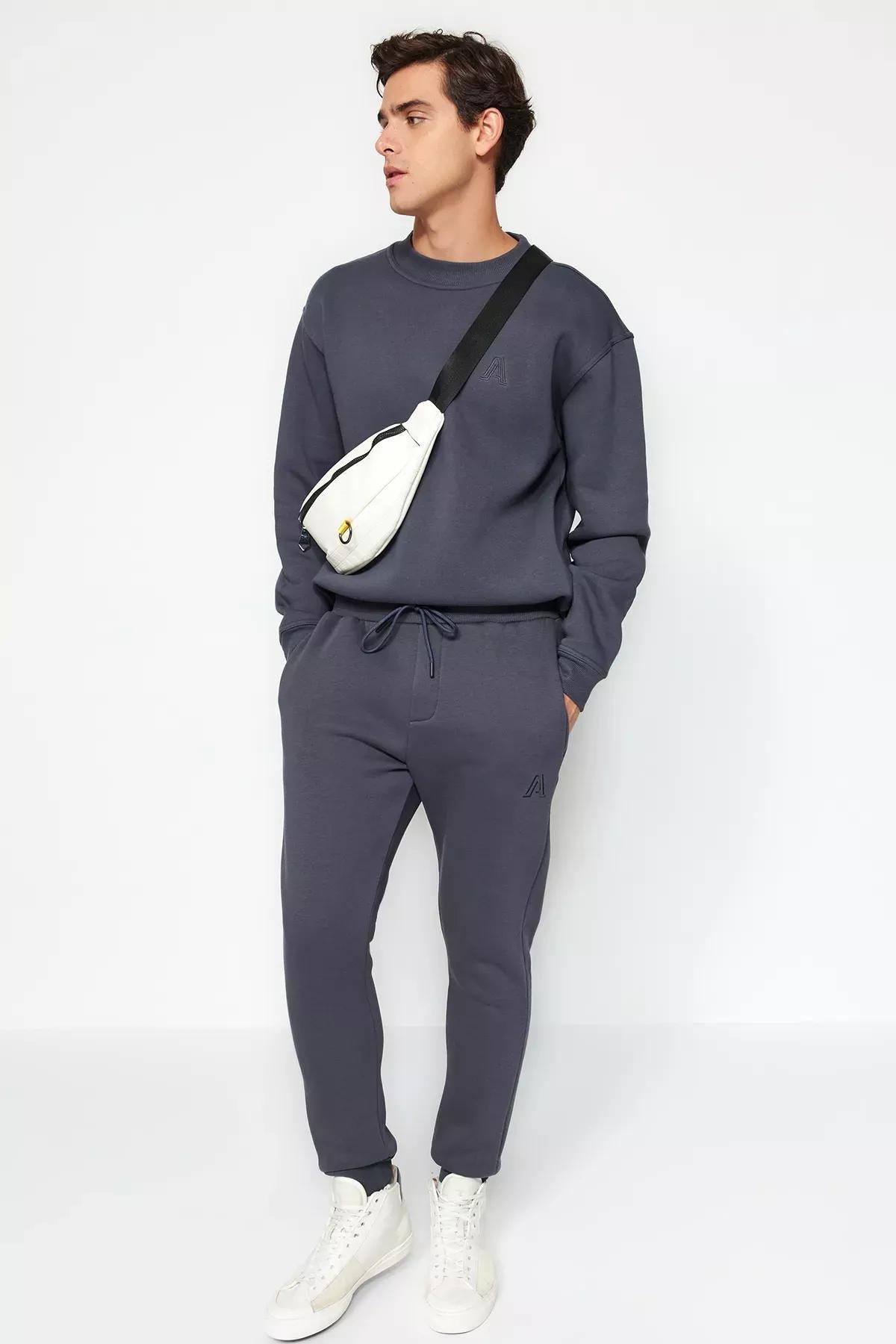 Grey Embroidered Jogger Sweatpants, C101_1435, large image number 2