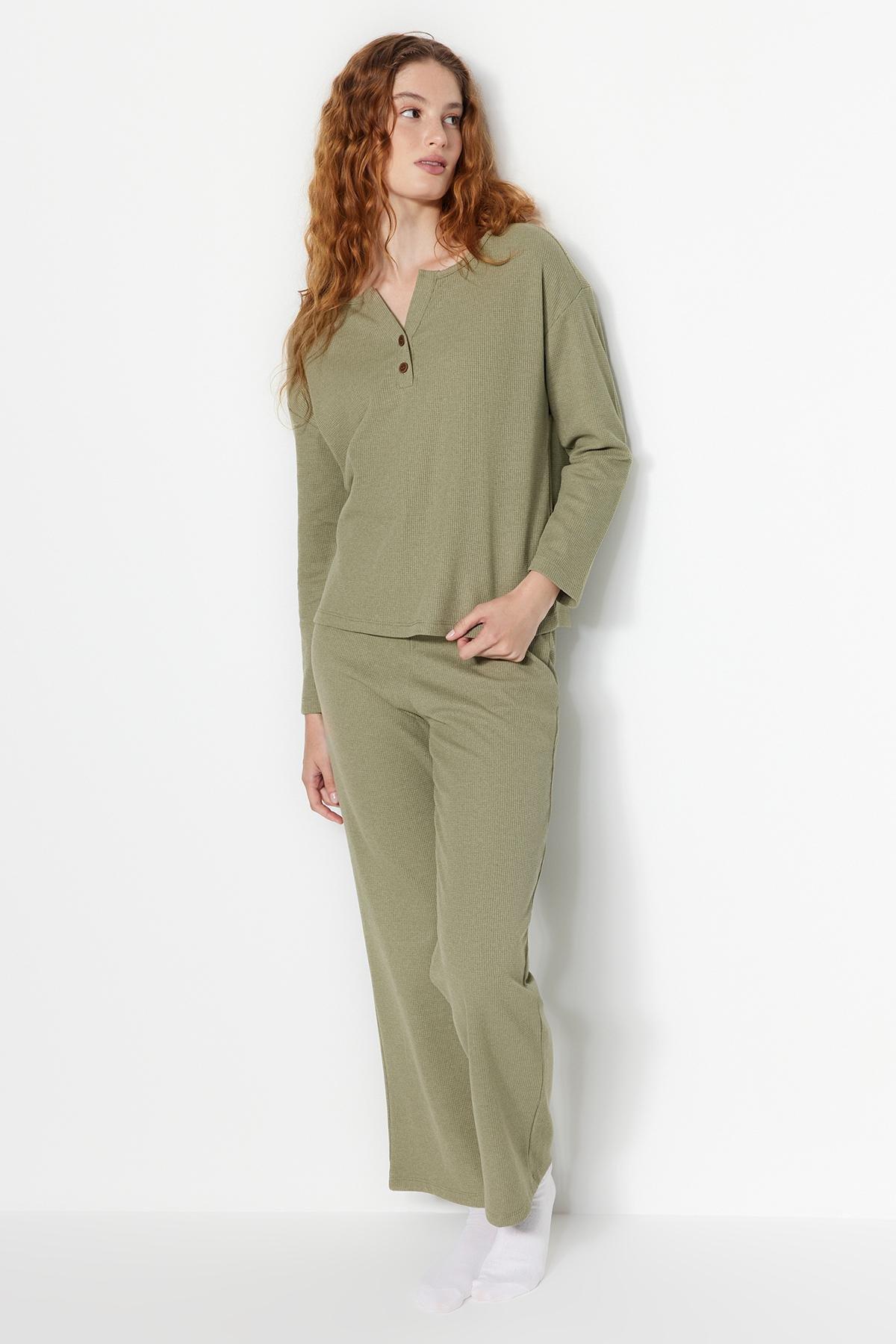 Trendyol - Green Knitted Pyjamas Set
