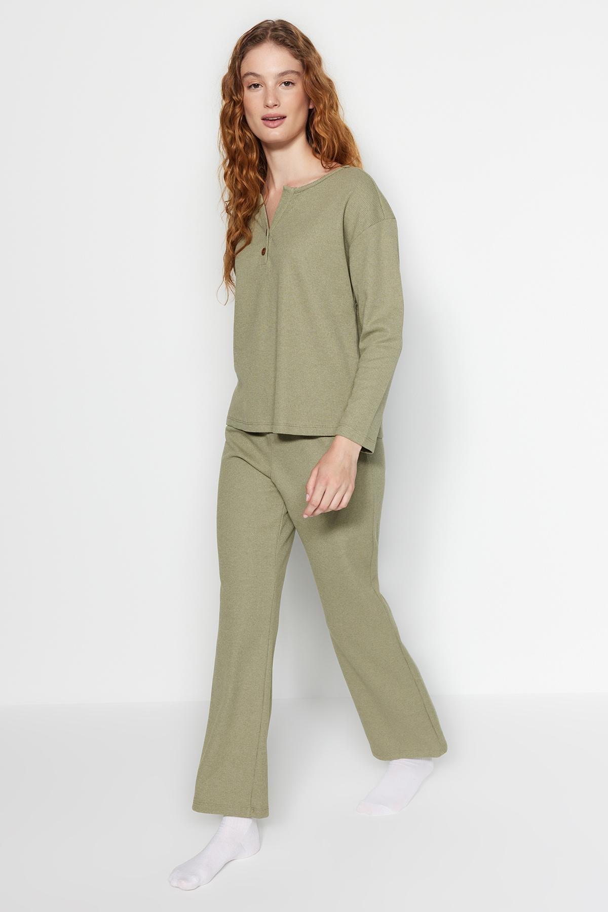 Trendyol - Green Knitted Pyjamas Set