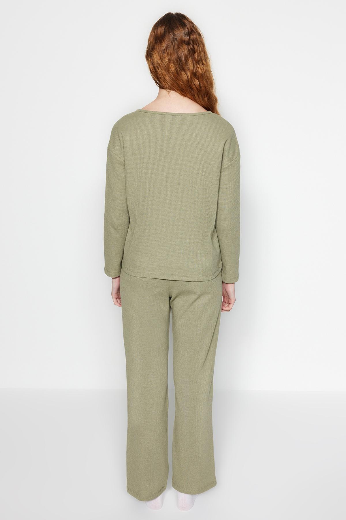 Trendyol - Green Knitted Pyjamas Set