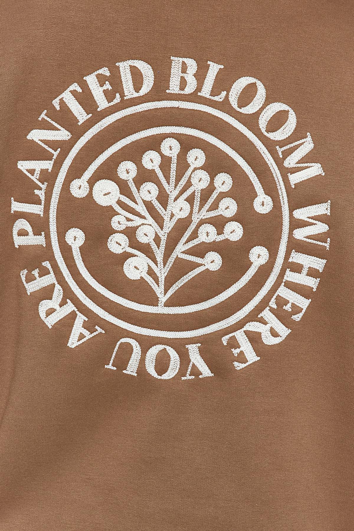 Brown Oversized Floral Embroidered Sweatshirt, , large image number 5