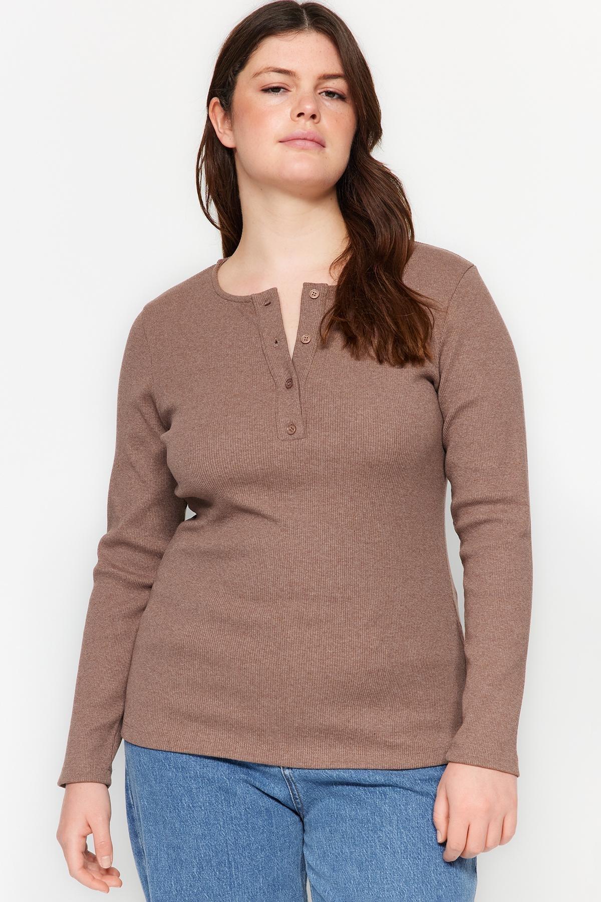 Trendyol - Beige Crew Neck Ribbed Blouse