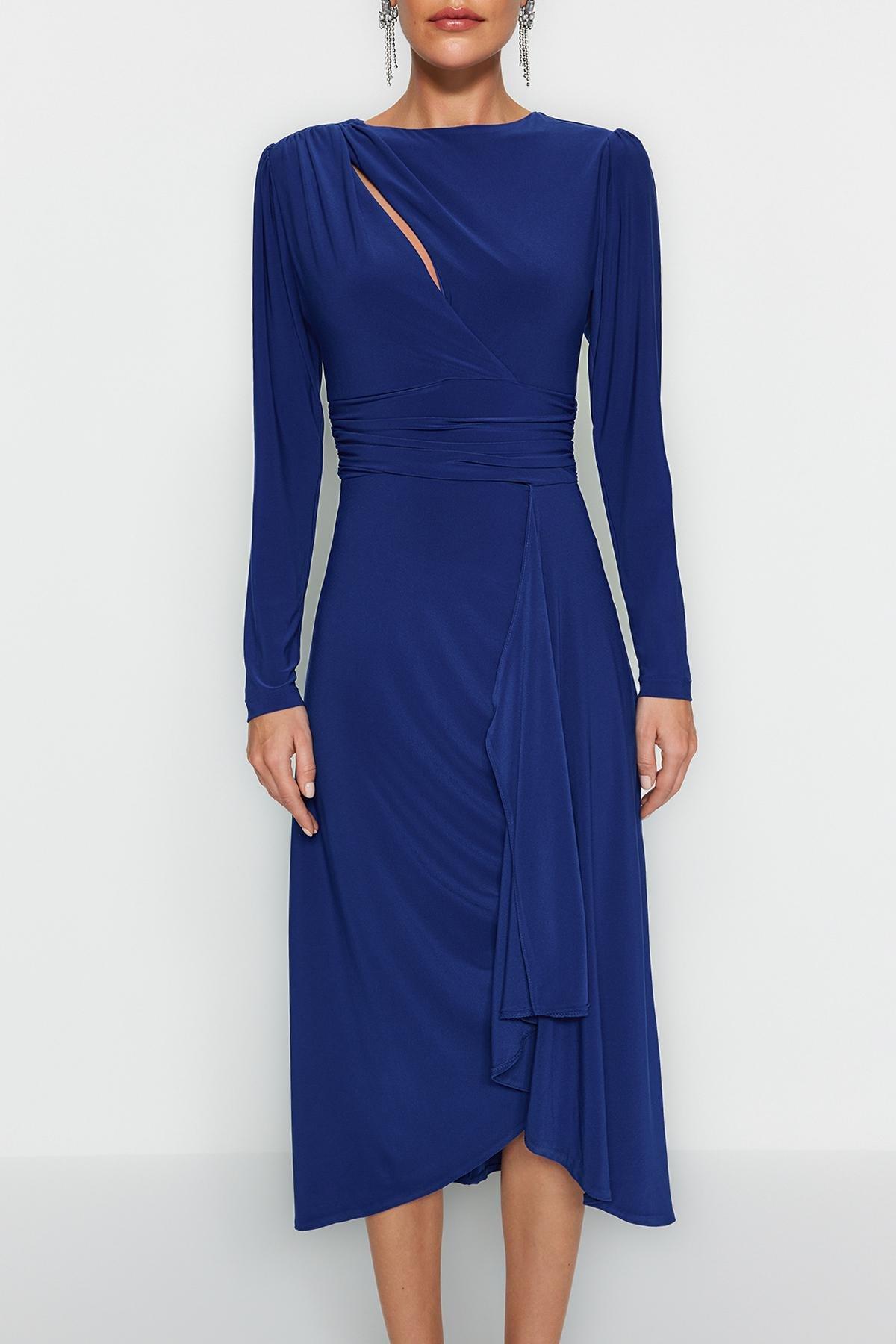 Blue Detailed Fitted Occasion Wear Dress, , large image number 4
