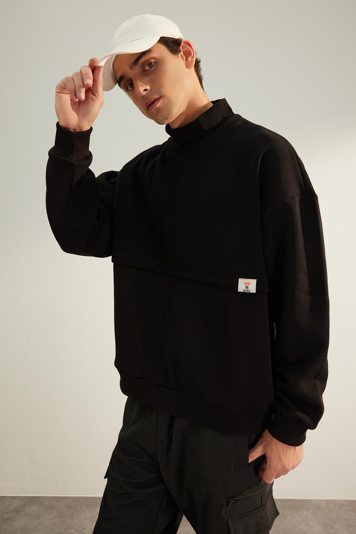 Black Solid Longline Sweatshirt, , large image number 2