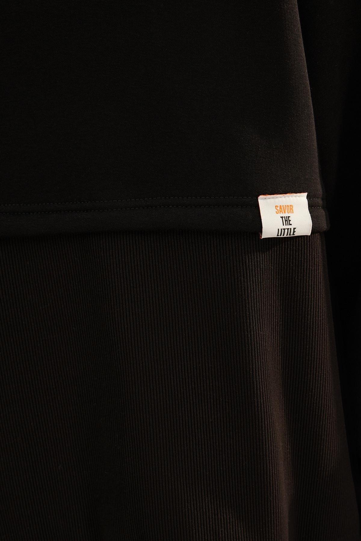 Black Solid Longline Sweatshirt, , large image number 3