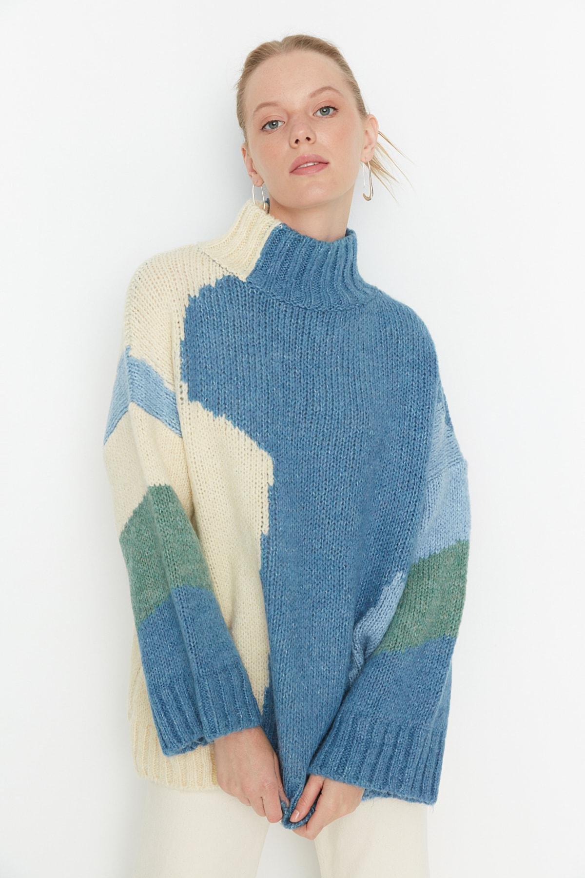 Blue Colourblock Standing Collar Sweater, , large image number 2